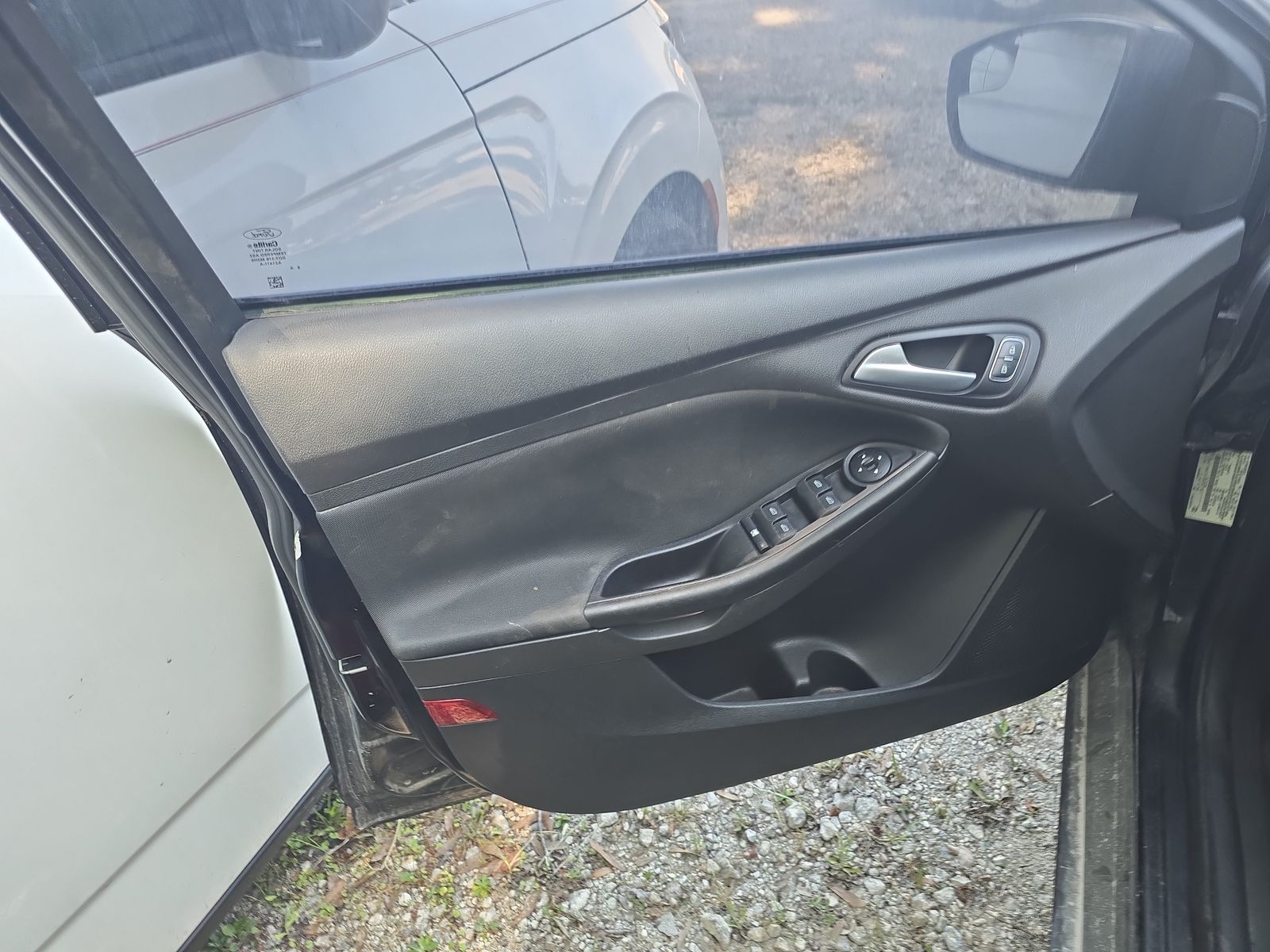 2018 Ford Focus SE FWD