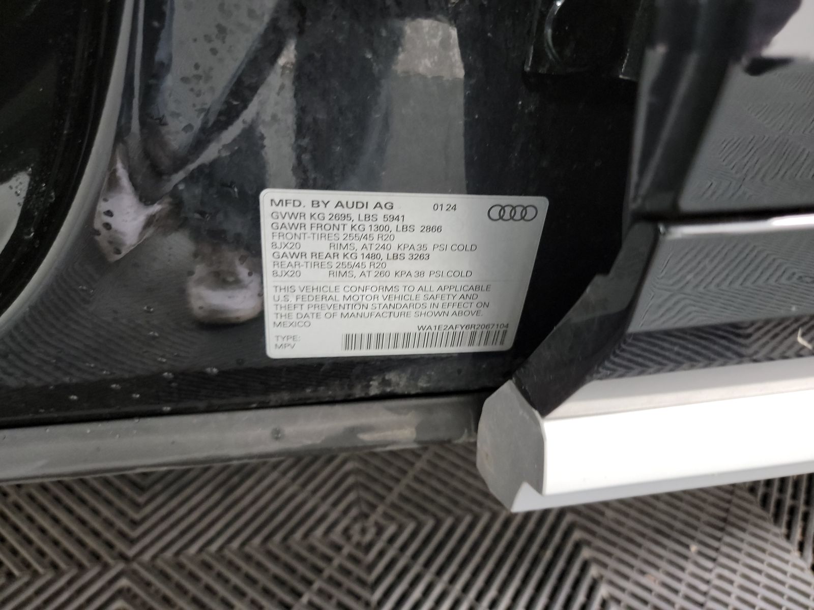 2024 Audi Q5 e Plug-In Hybrid S line Premium Plus AWD