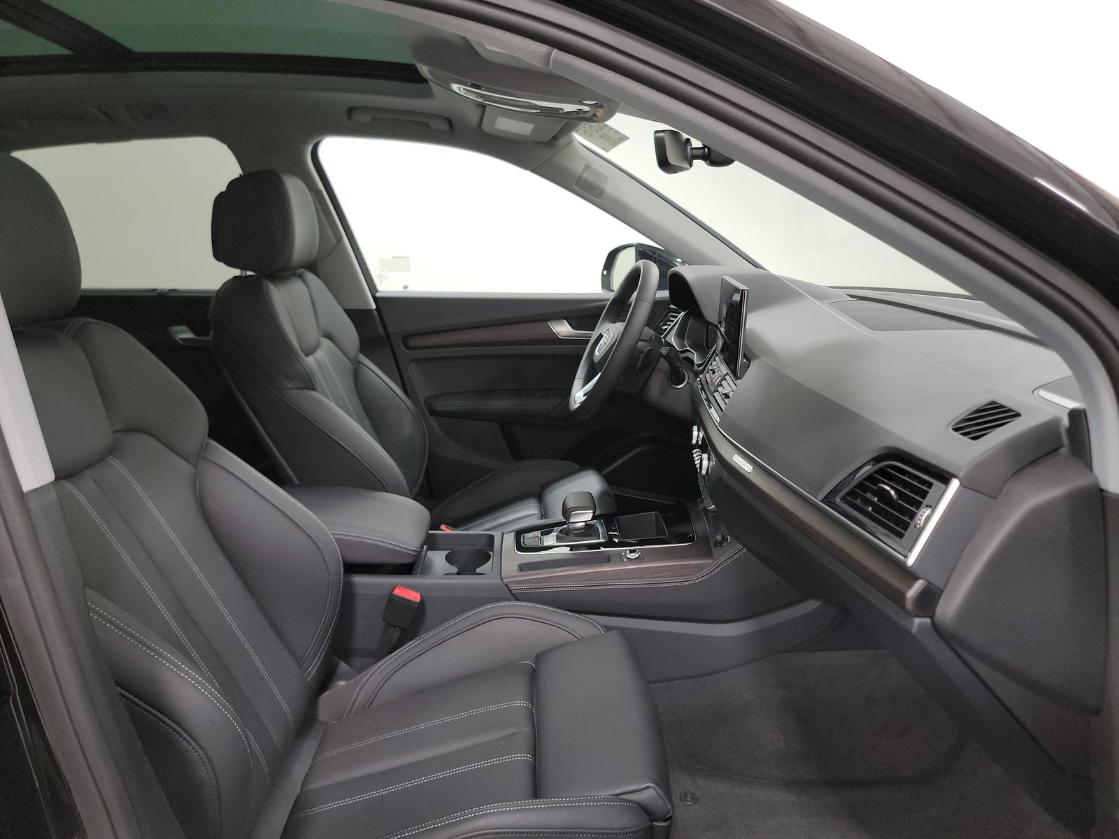 2024 Audi Q5 e Plug-In Hybrid S line Premium Plus AWD