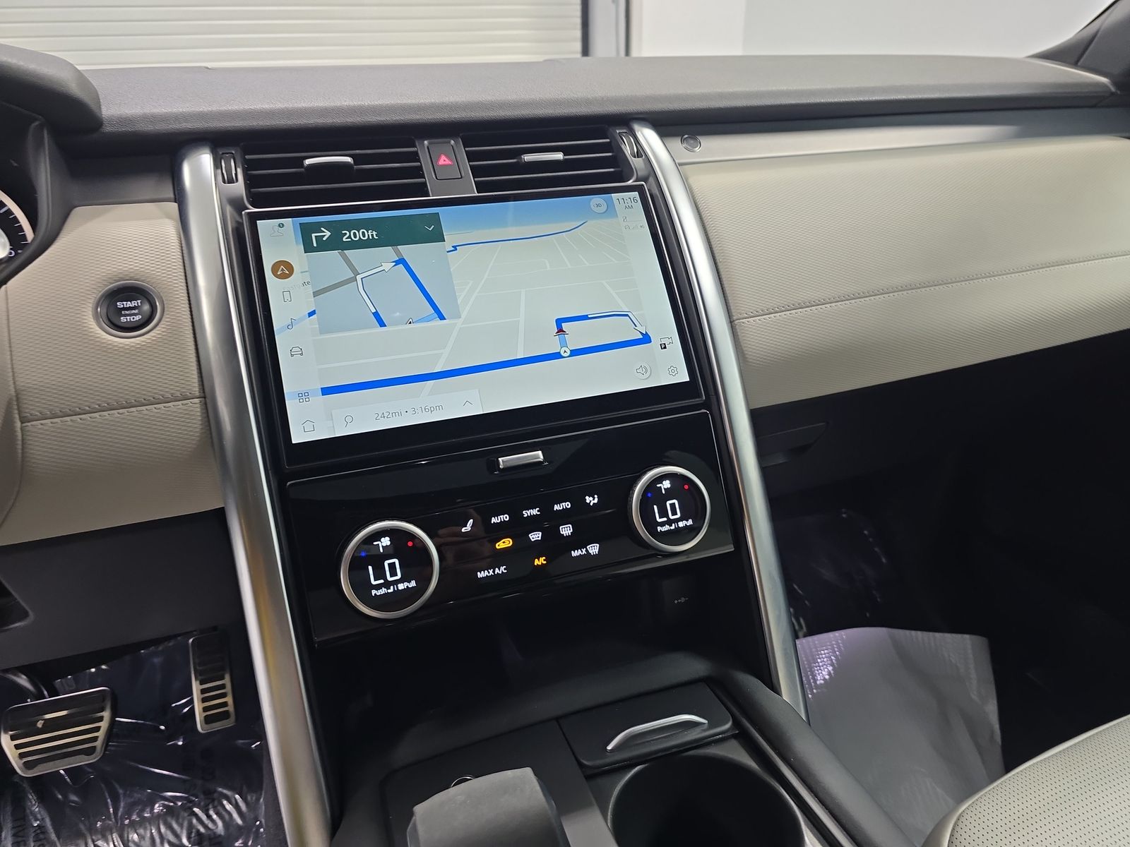 2023 Land Rover Discovery R-Dynamic HSE AWD