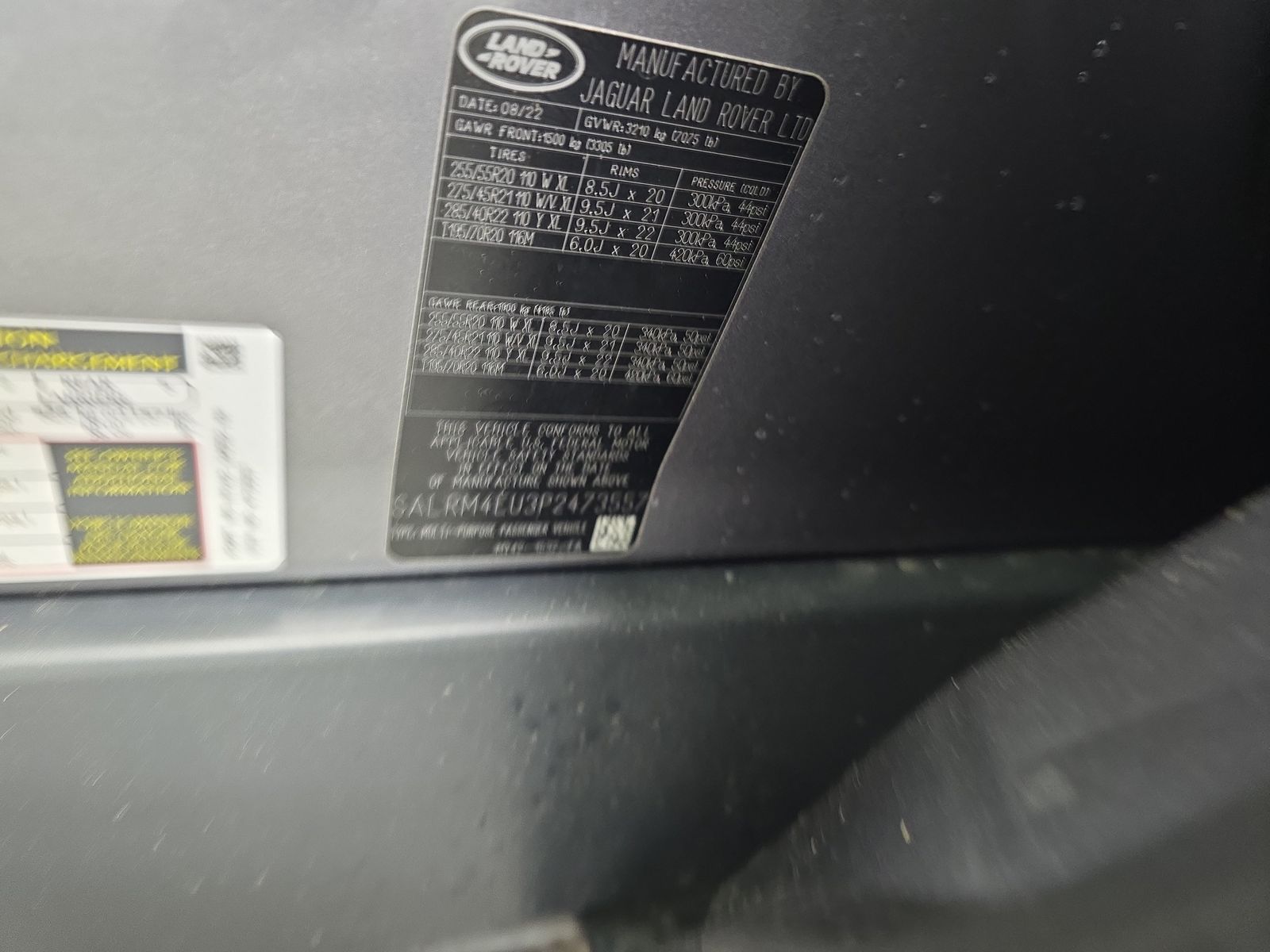 2023 Land Rover Discovery R-Dynamic HSE AWD