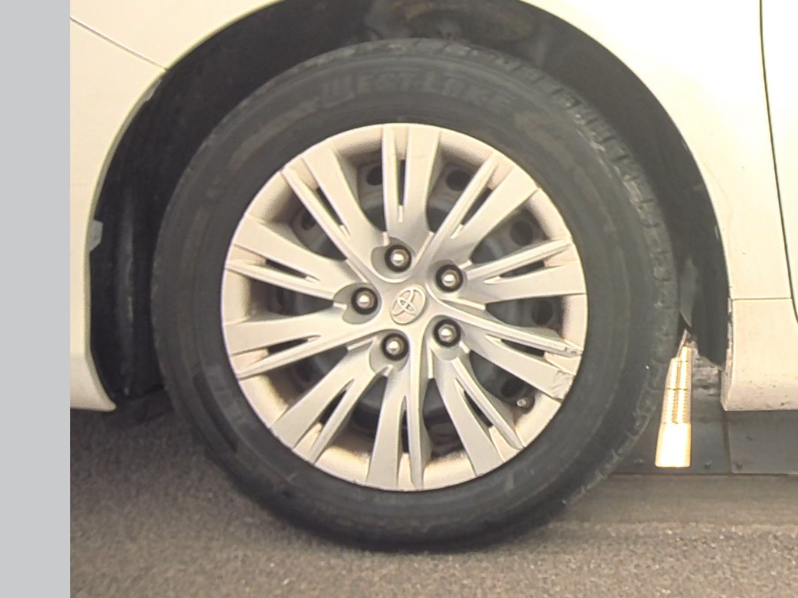 2013 Toyota Camry LE FWD
