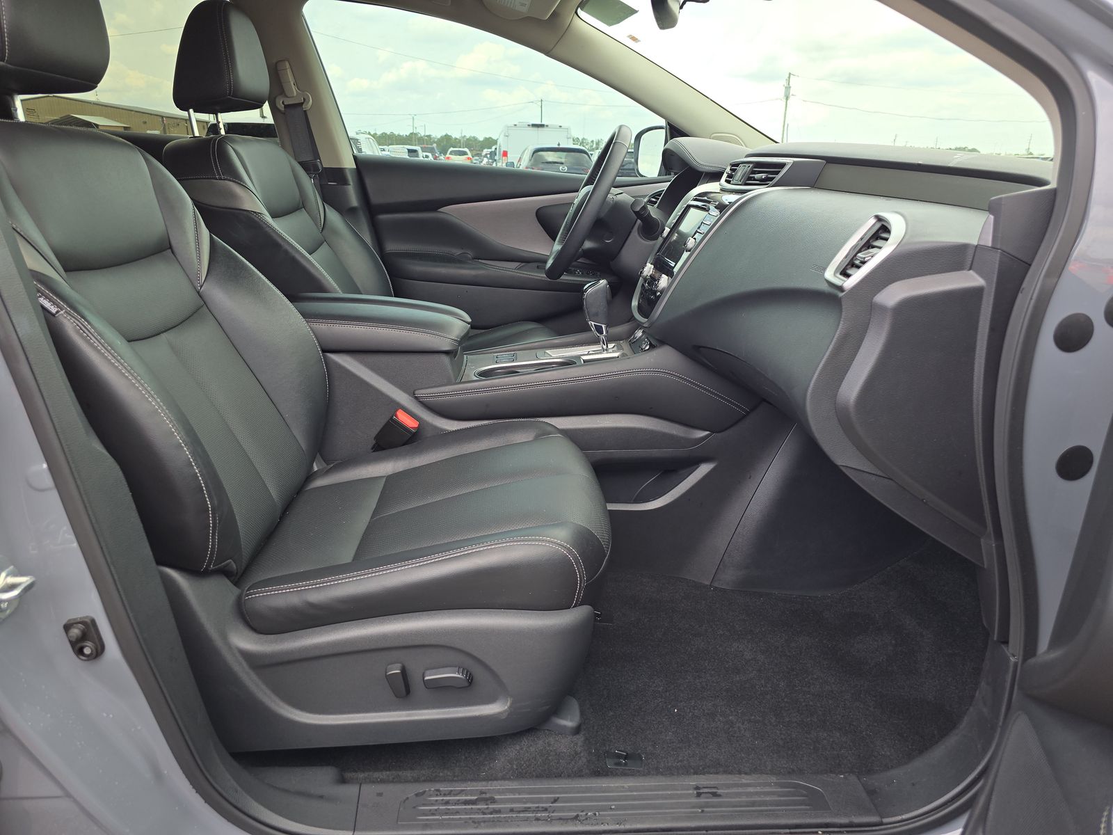 2023 Nissan Murano SL FWD