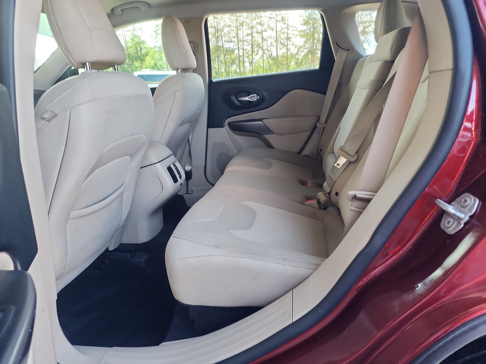 2019 Jeep Cherokee Latitude AWD