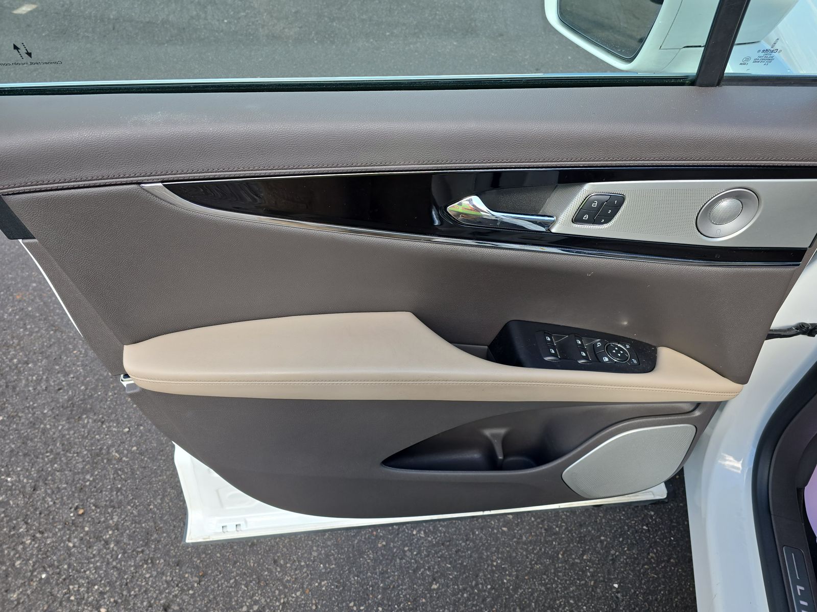 2022 Lincoln Nautilus Reserve AWD