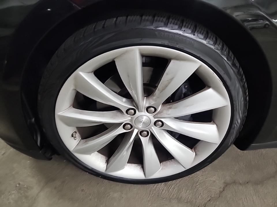 2013 Tesla Model S Performance RWD