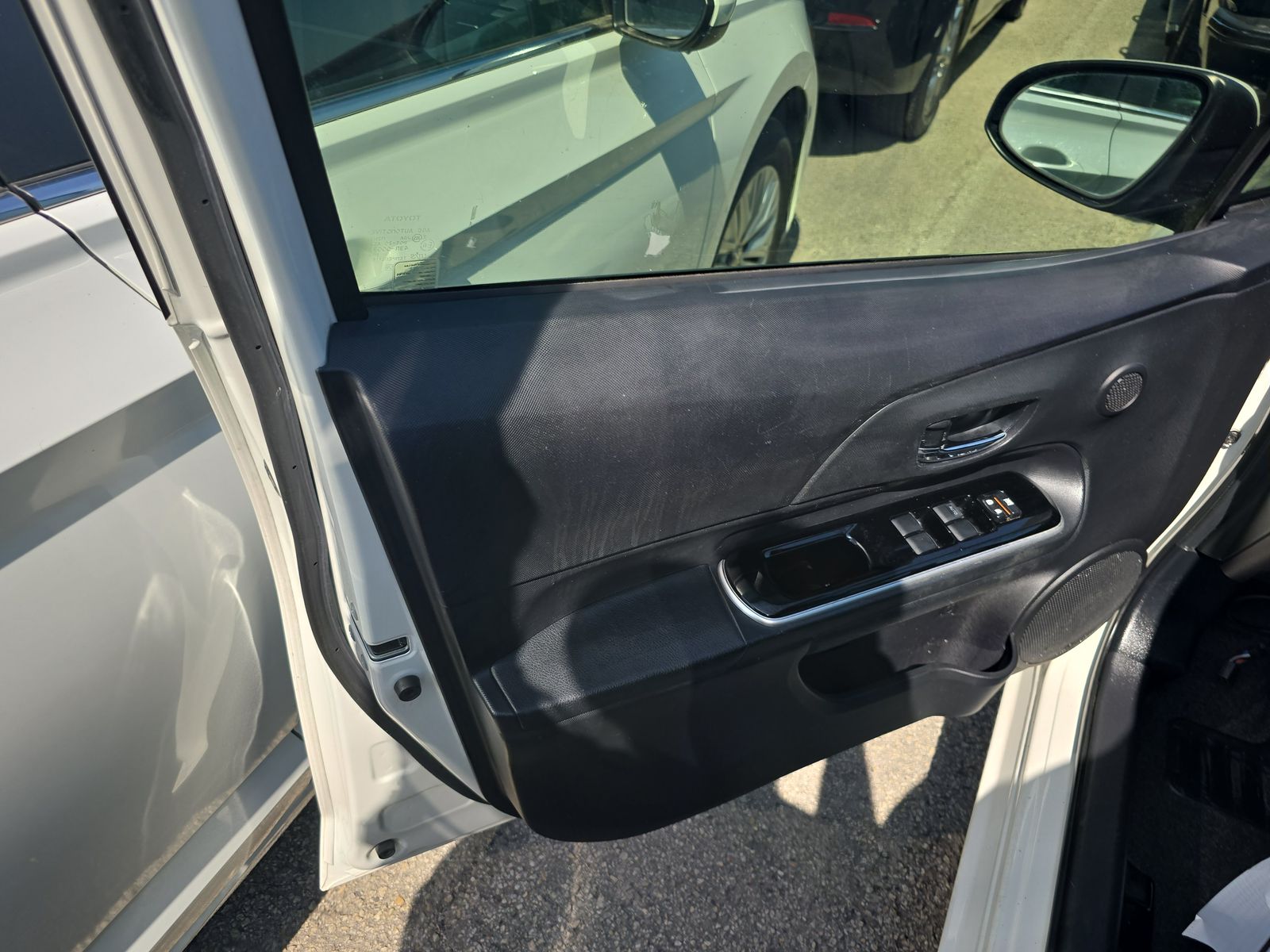 2016 Toyota Prius c Two FWD