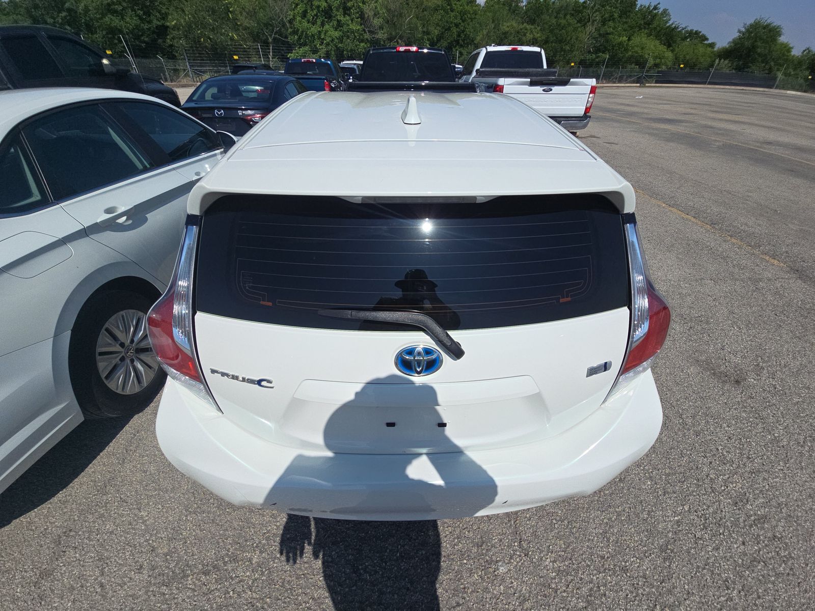 2016 Toyota Prius c Two FWD