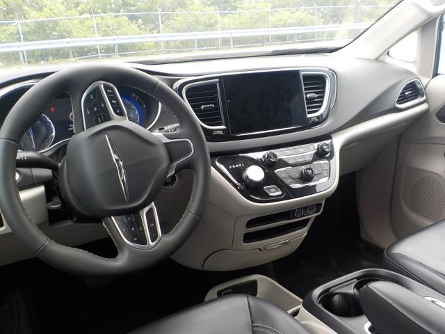 2023 Chrysler Pacifica Touring L FWD