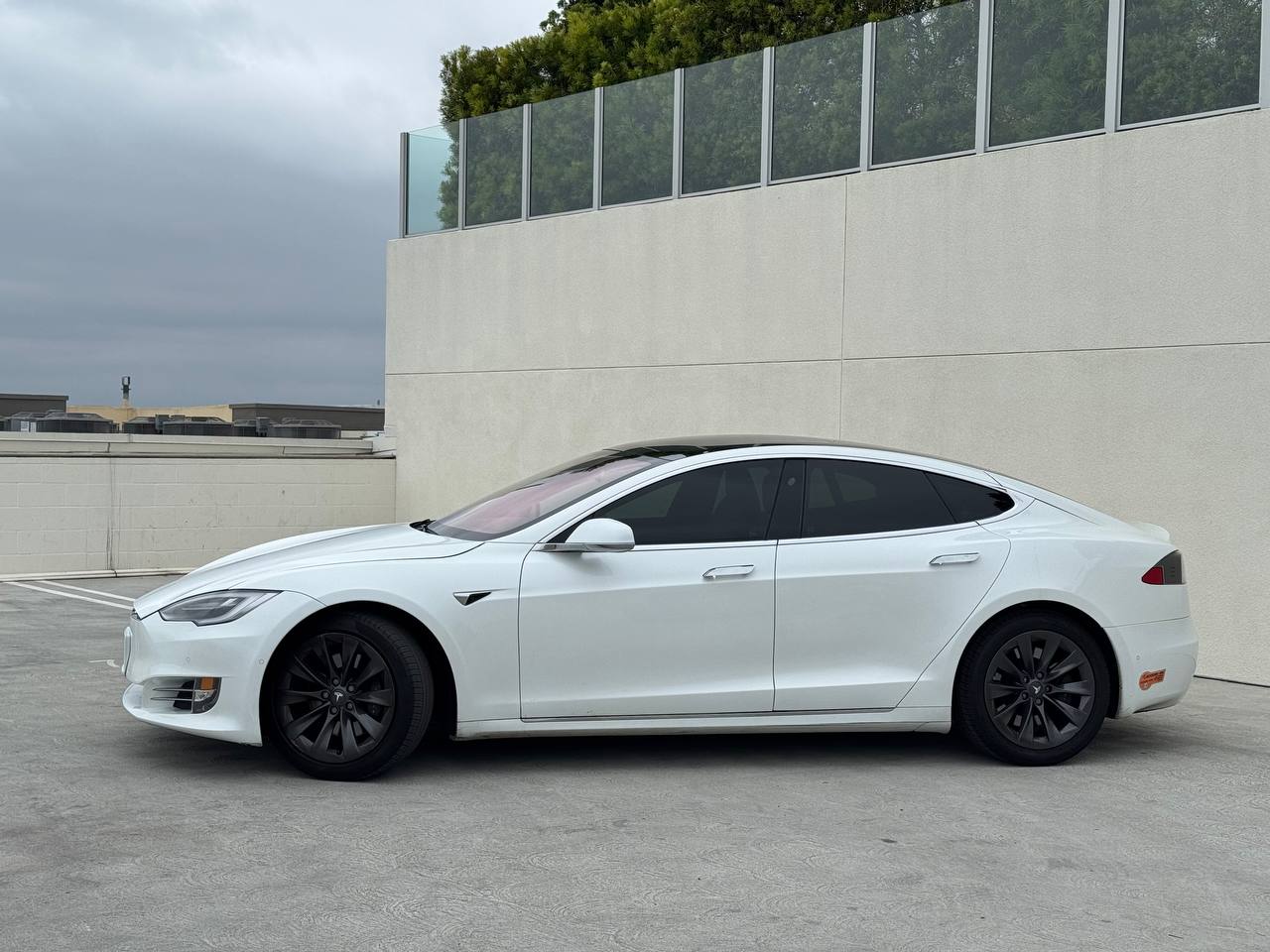 2020 Tesla Model S Long Range AWD