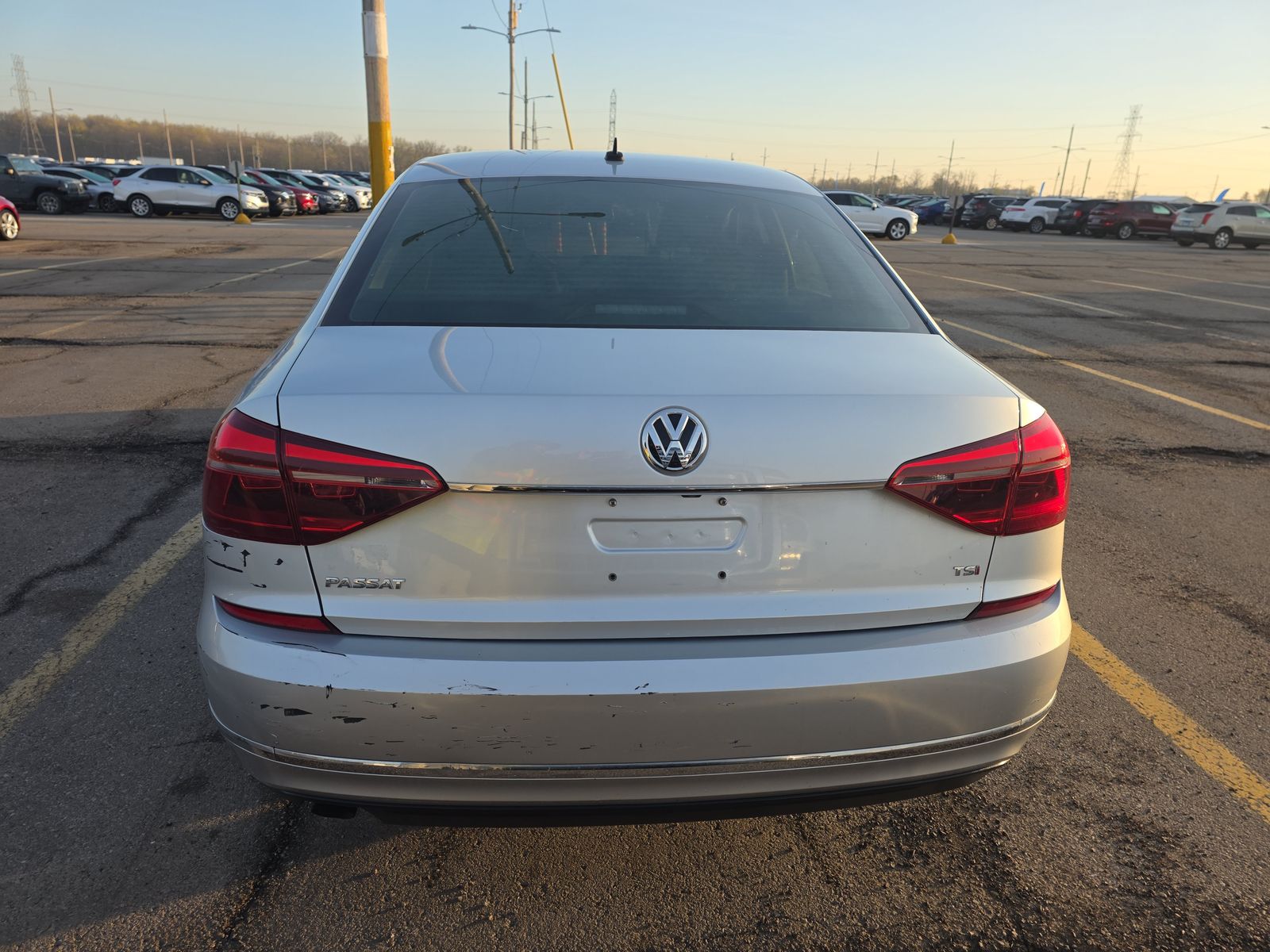 2017 Volkswagen Passat 1.8T S FWD