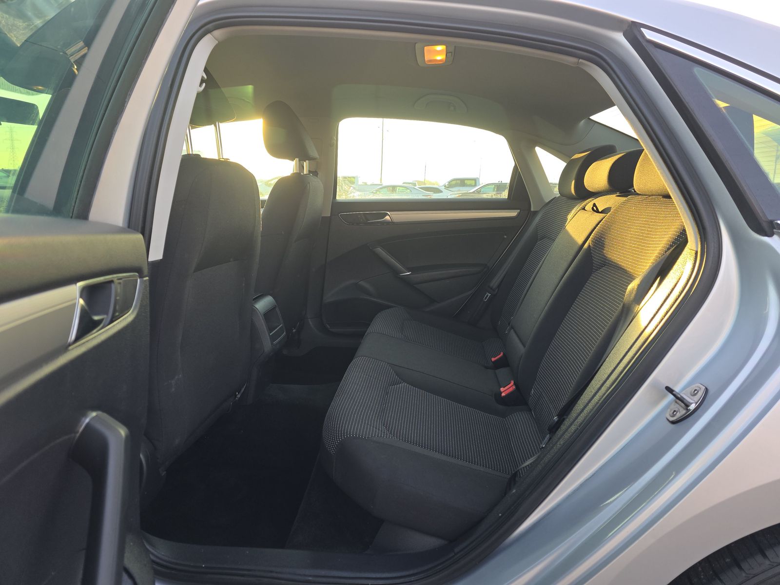 2017 Volkswagen Passat 1.8T S FWD