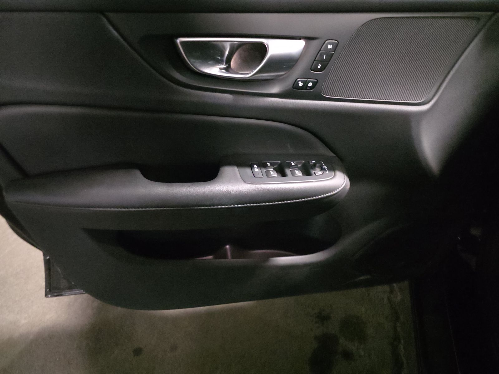 2024 Volvo S60 B5 Plus AWD