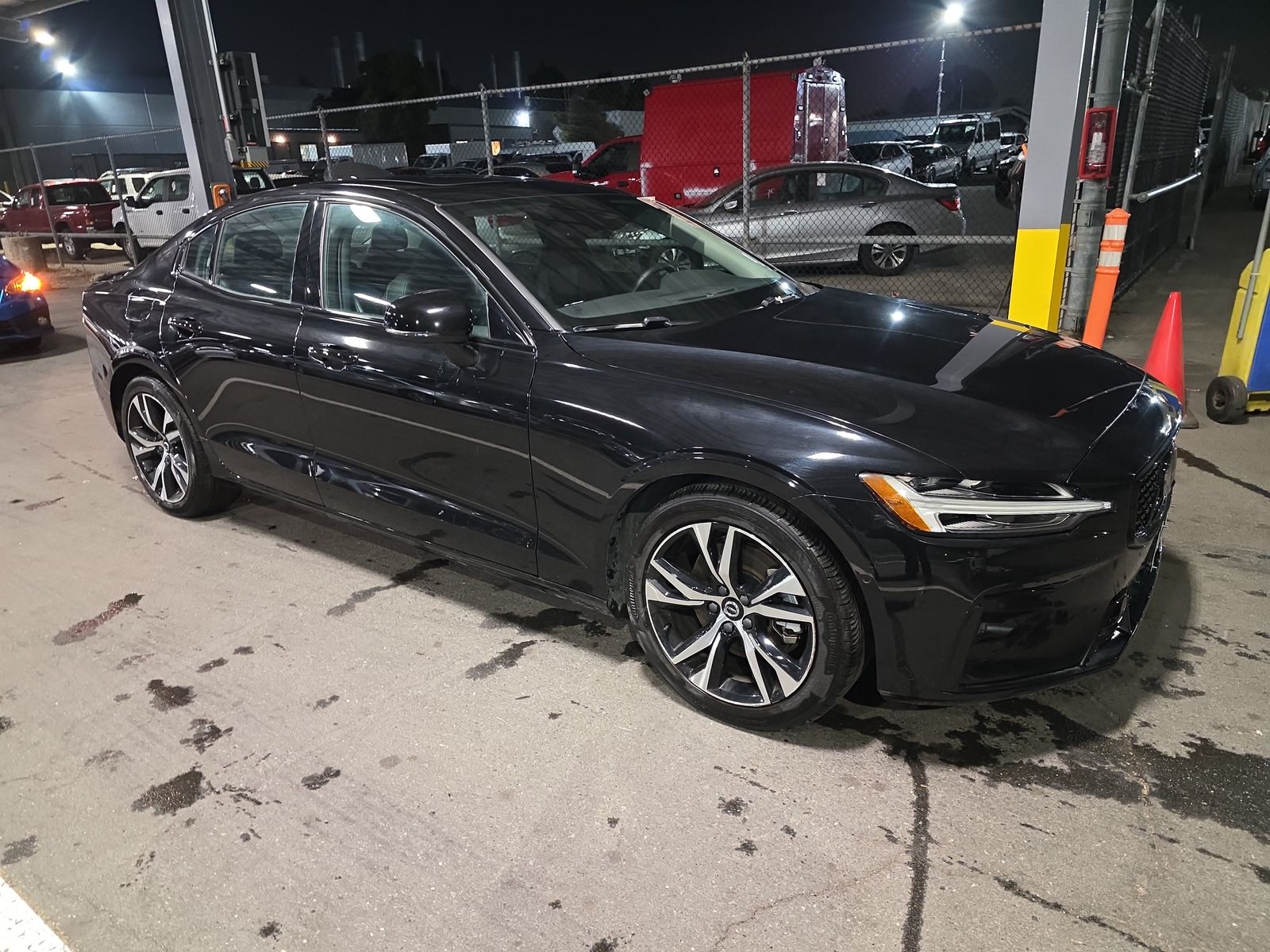 2024 Volvo S60 B5 Plus AWD