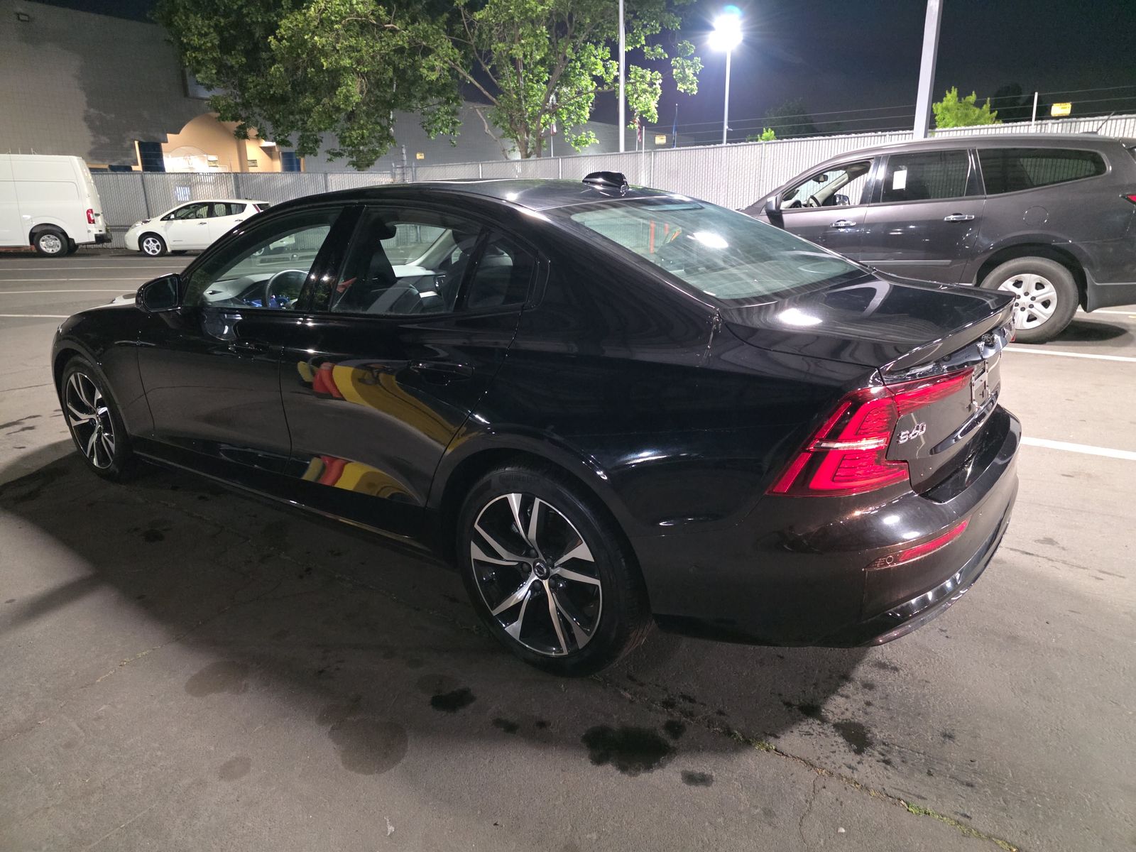 2024 Volvo S60 B5 Plus AWD