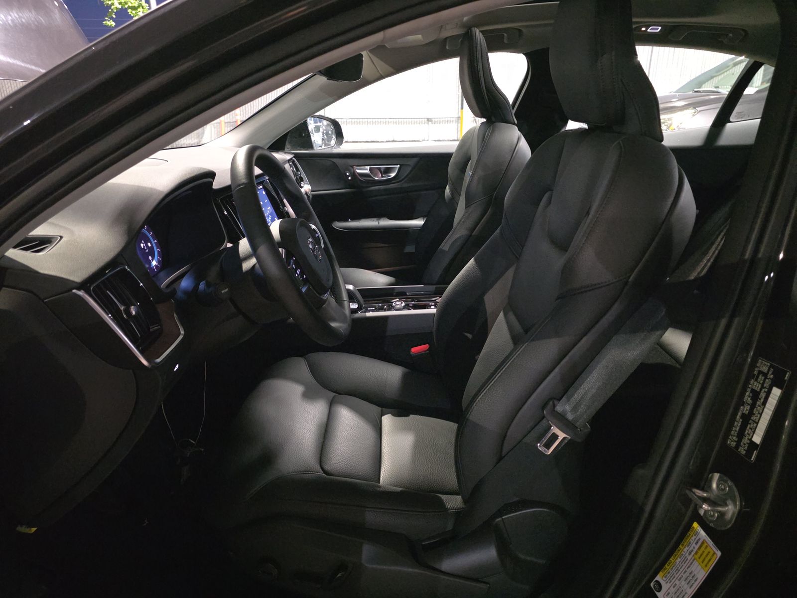 2024 Volvo S60 B5 Plus AWD
