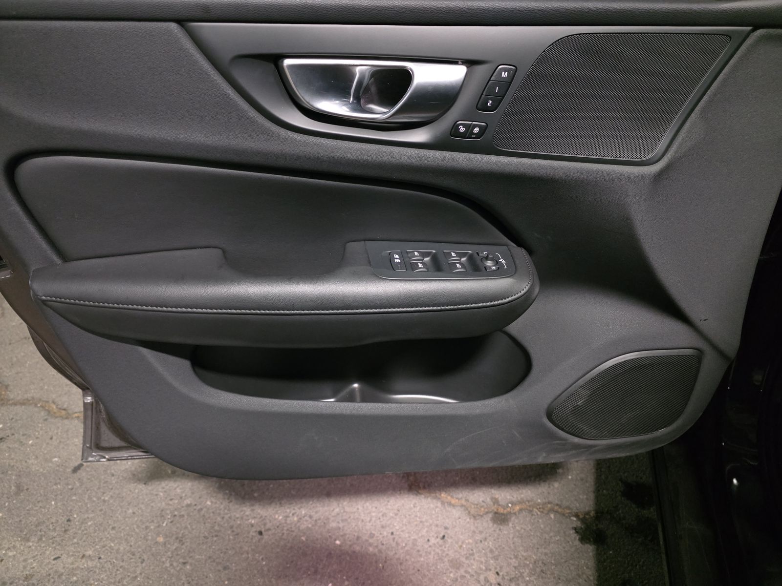 2024 Volvo S60 B5 Plus AWD