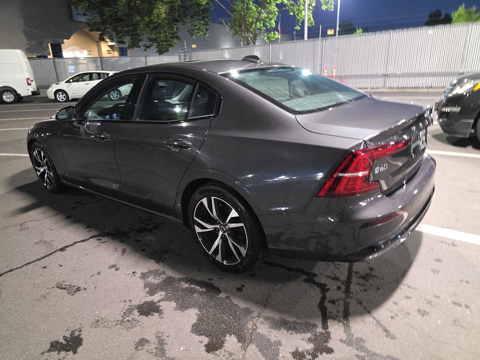 2024 Volvo S60 B5 Plus AWD