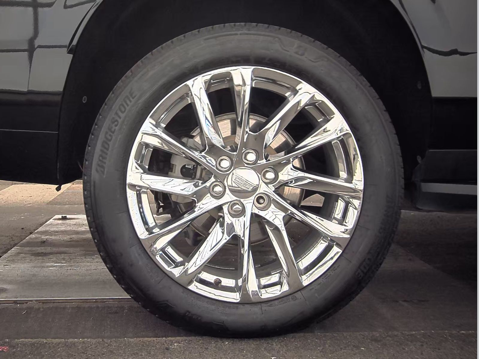 2023 Cadillac Escalade ESV Premium Luxury RWD