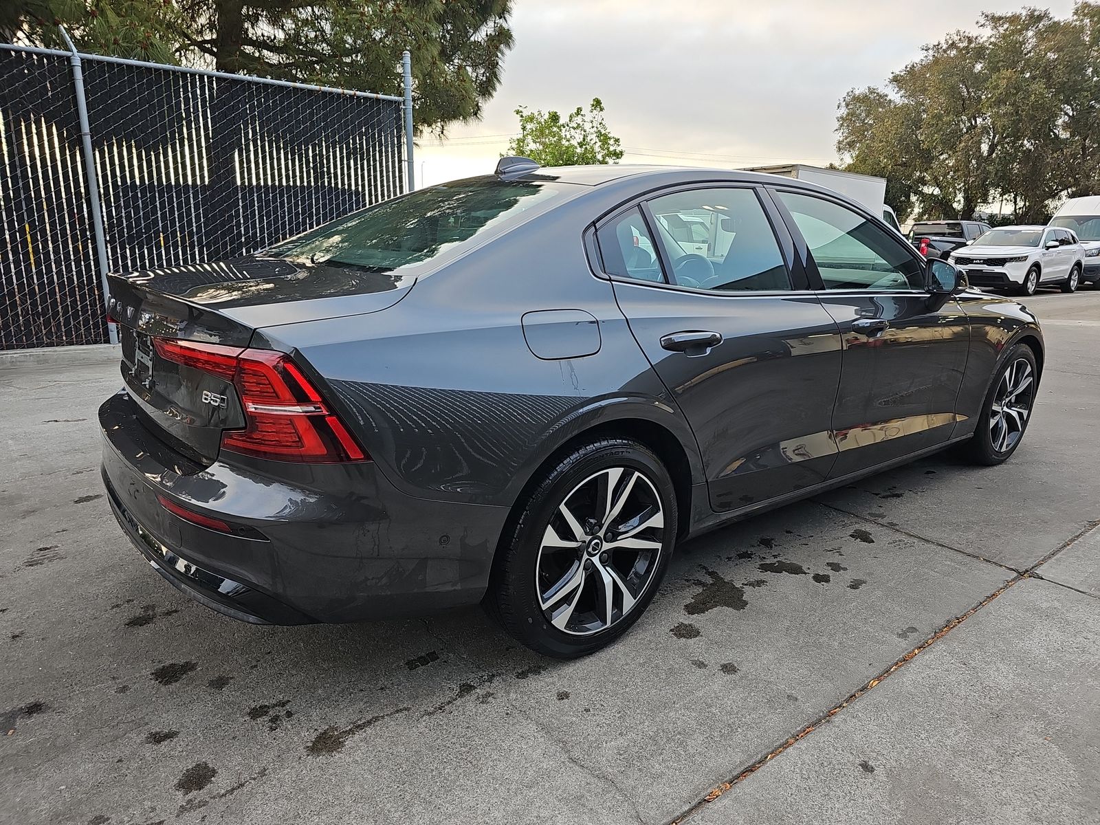 2024 Volvo S60 B5 Plus AWD