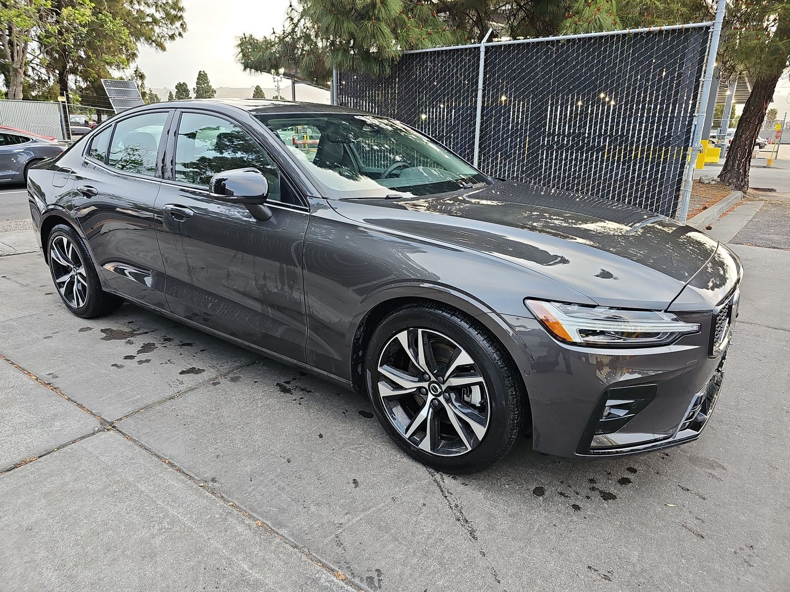 2024 Volvo S60 B5 Plus AWD