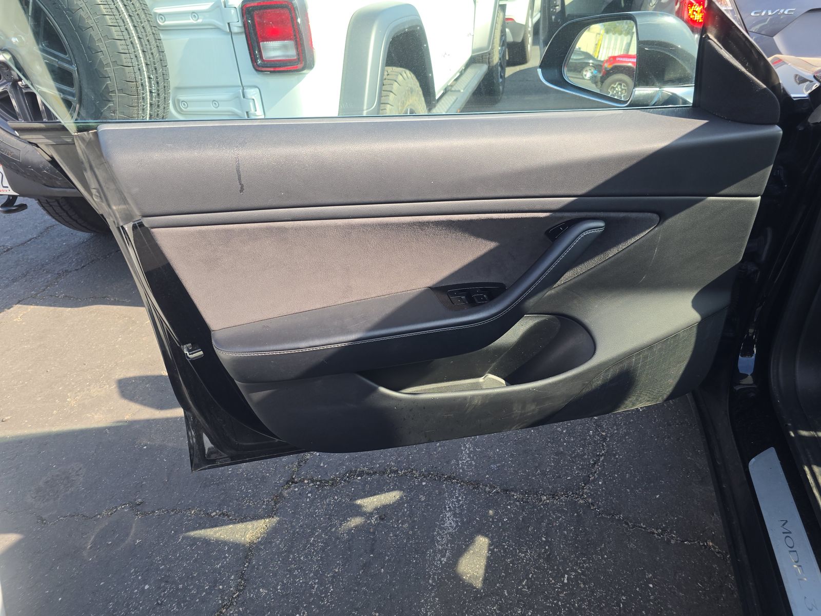 2018 Tesla Model 3 Mid Range RWD