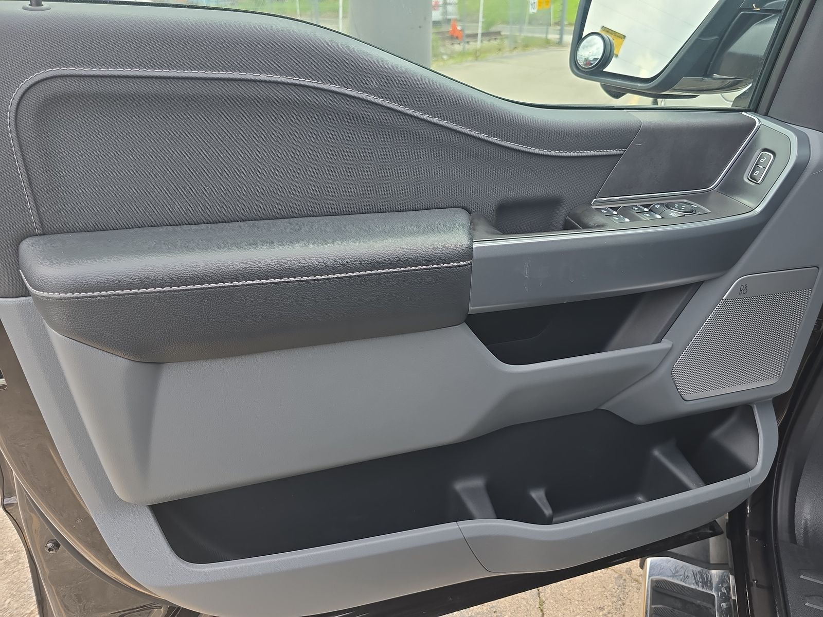 2024 Ford F-150 Hybrid XLT AWD