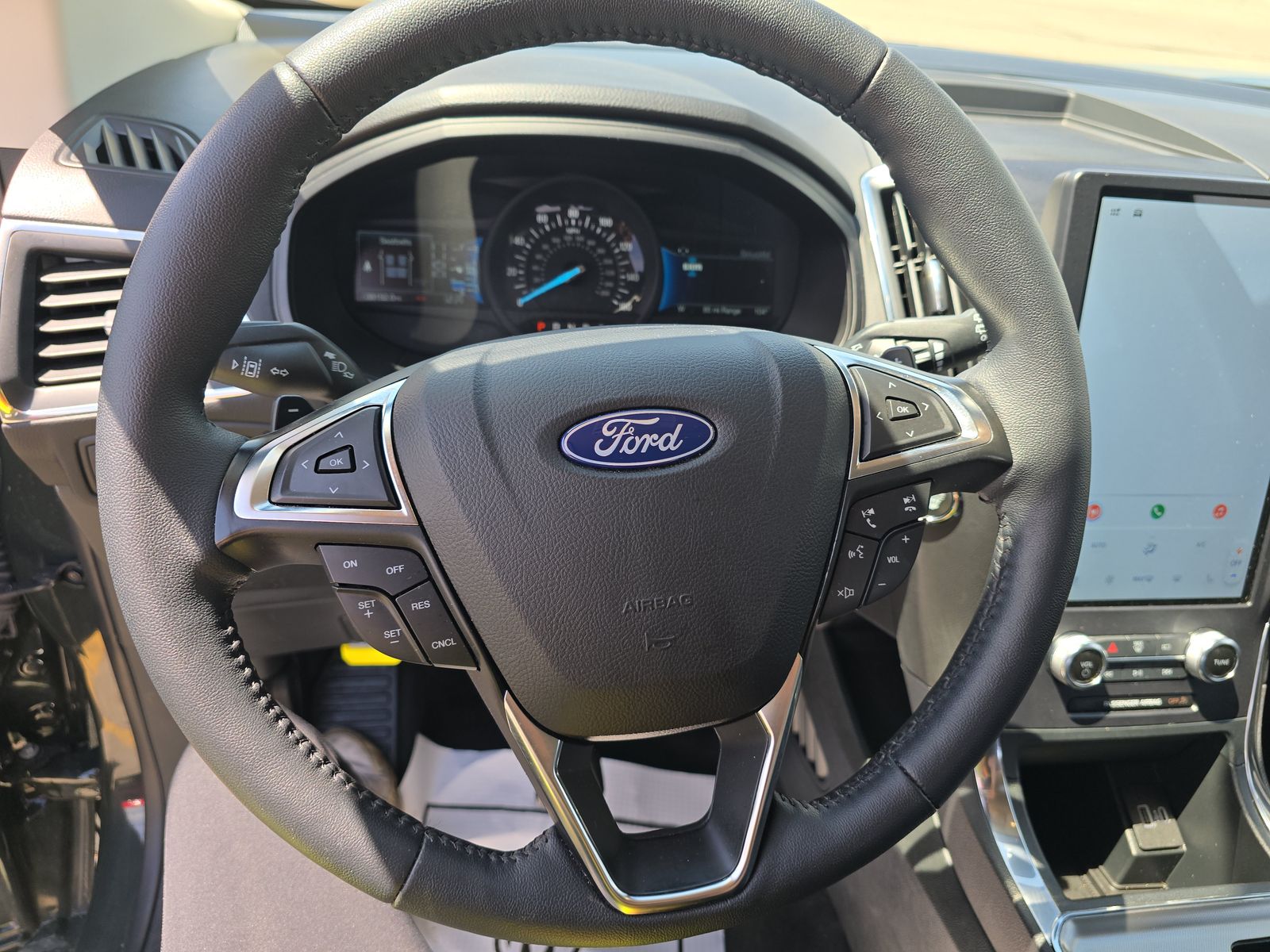2024 Ford Edge Titanium AWD
