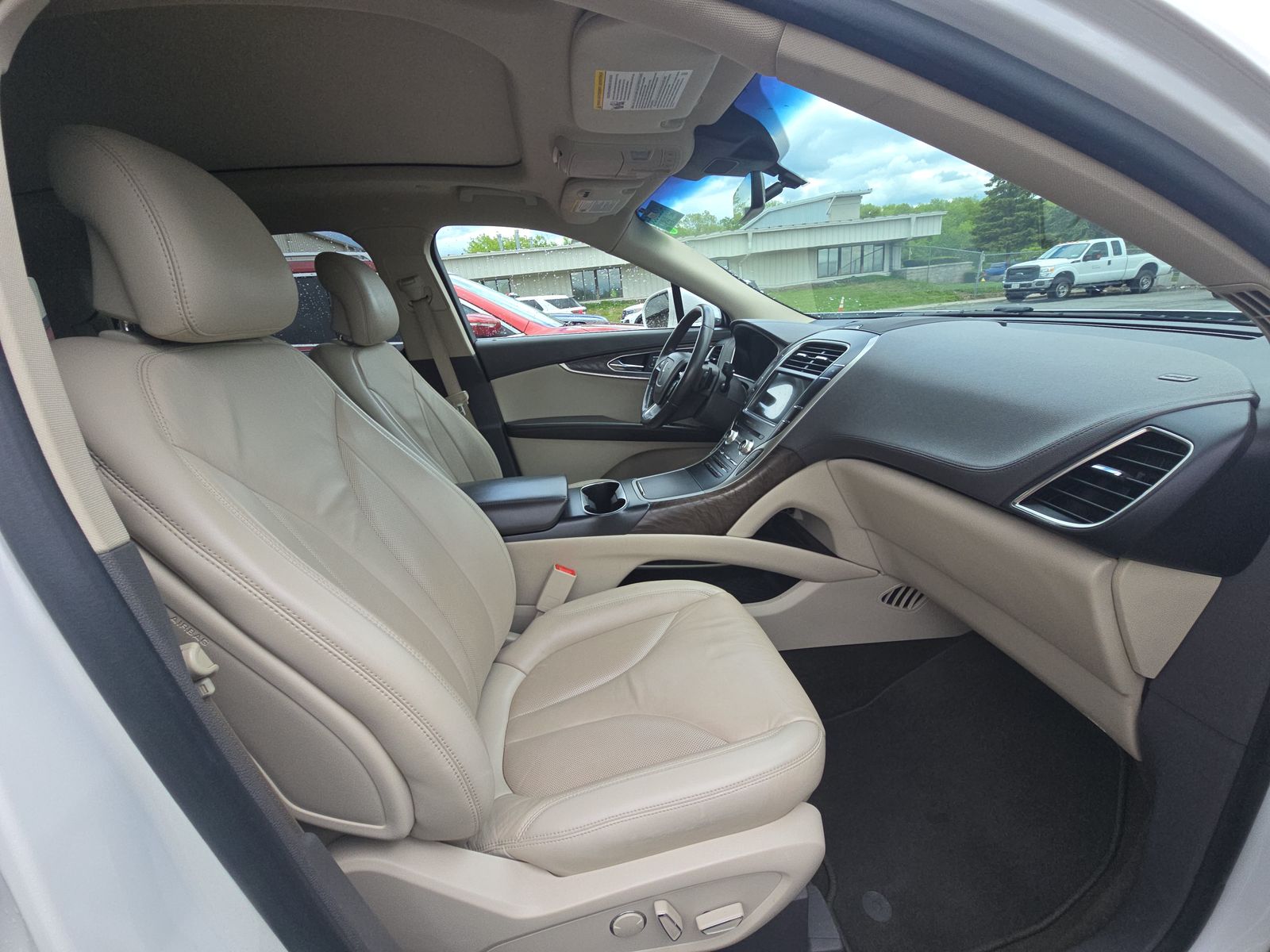 2019 Lincoln Nautilus Select AWD