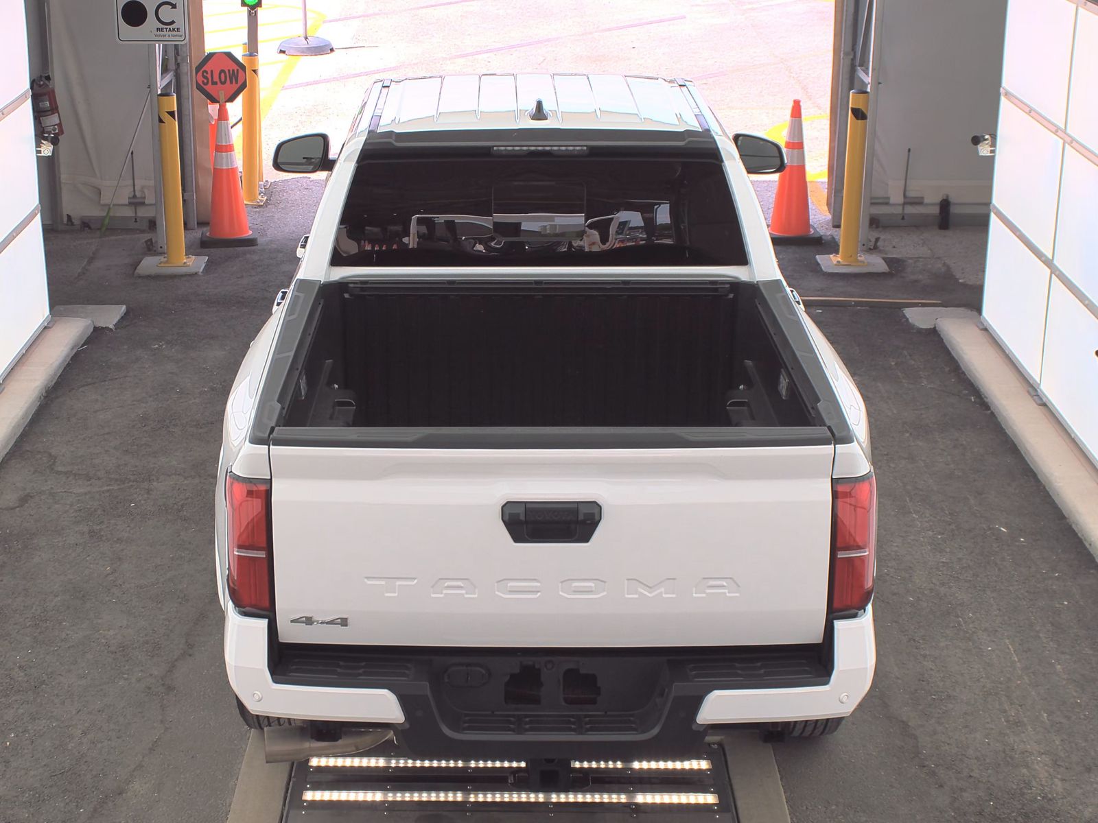 2024 Toyota Tacoma SR5 AWD