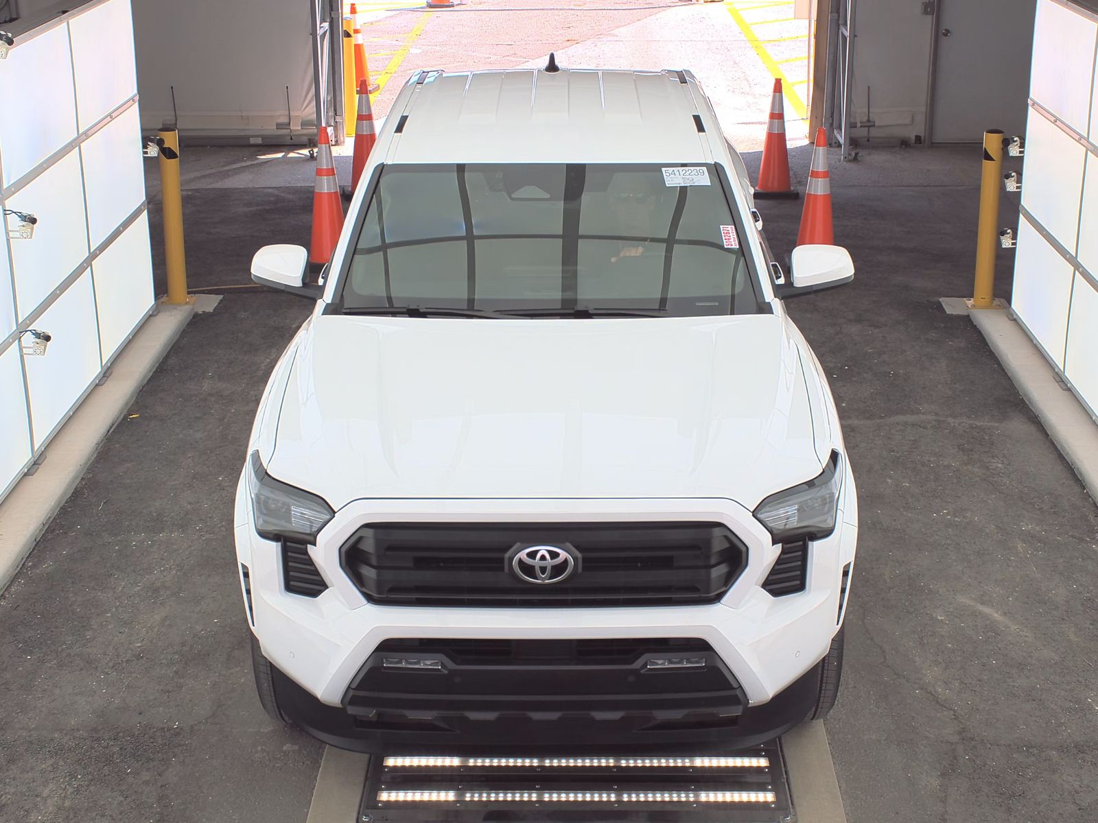 2024 Toyota Tacoma SR5 AWD