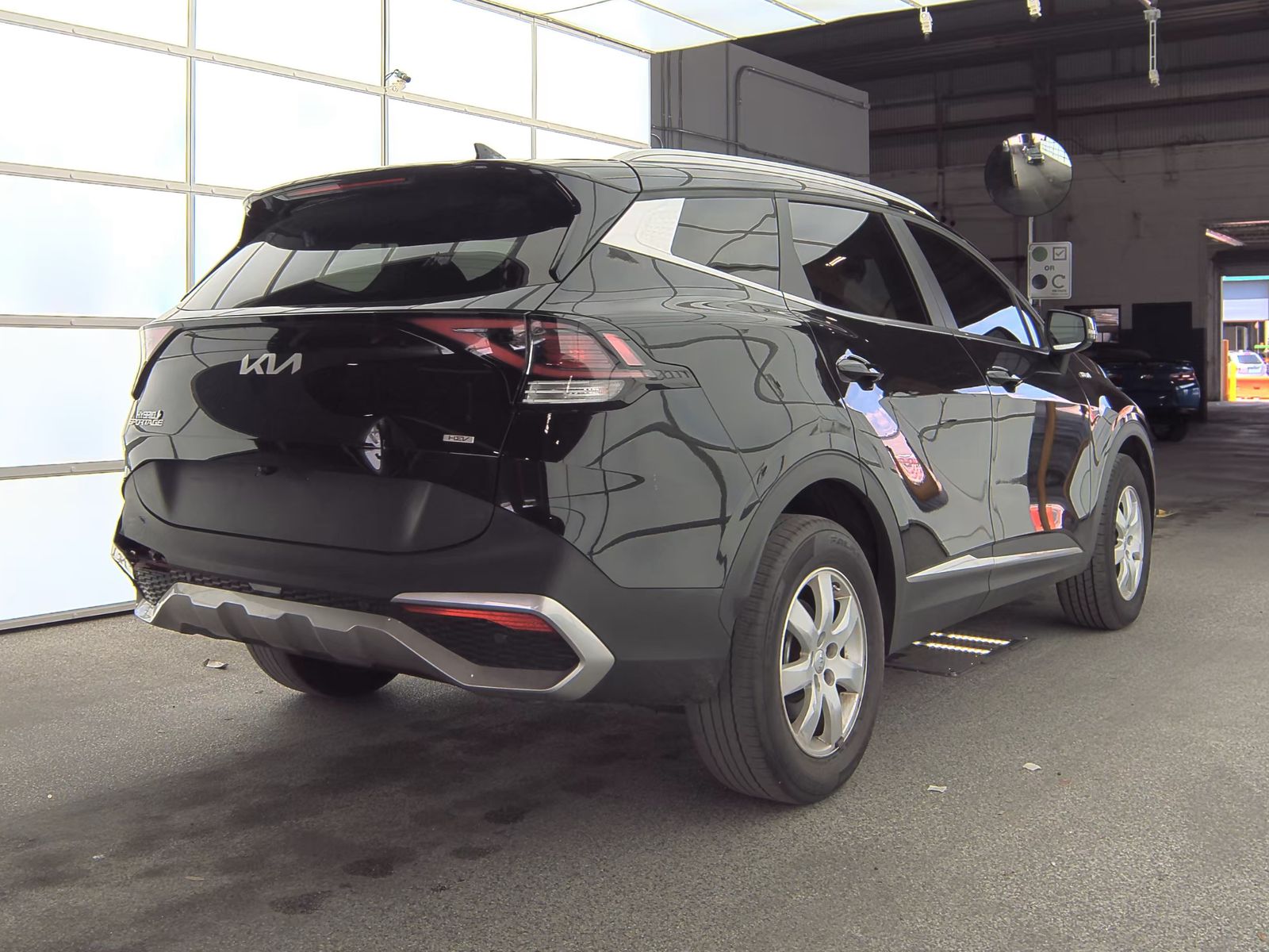 2023 Kia Sportage Hybrid EX AWD