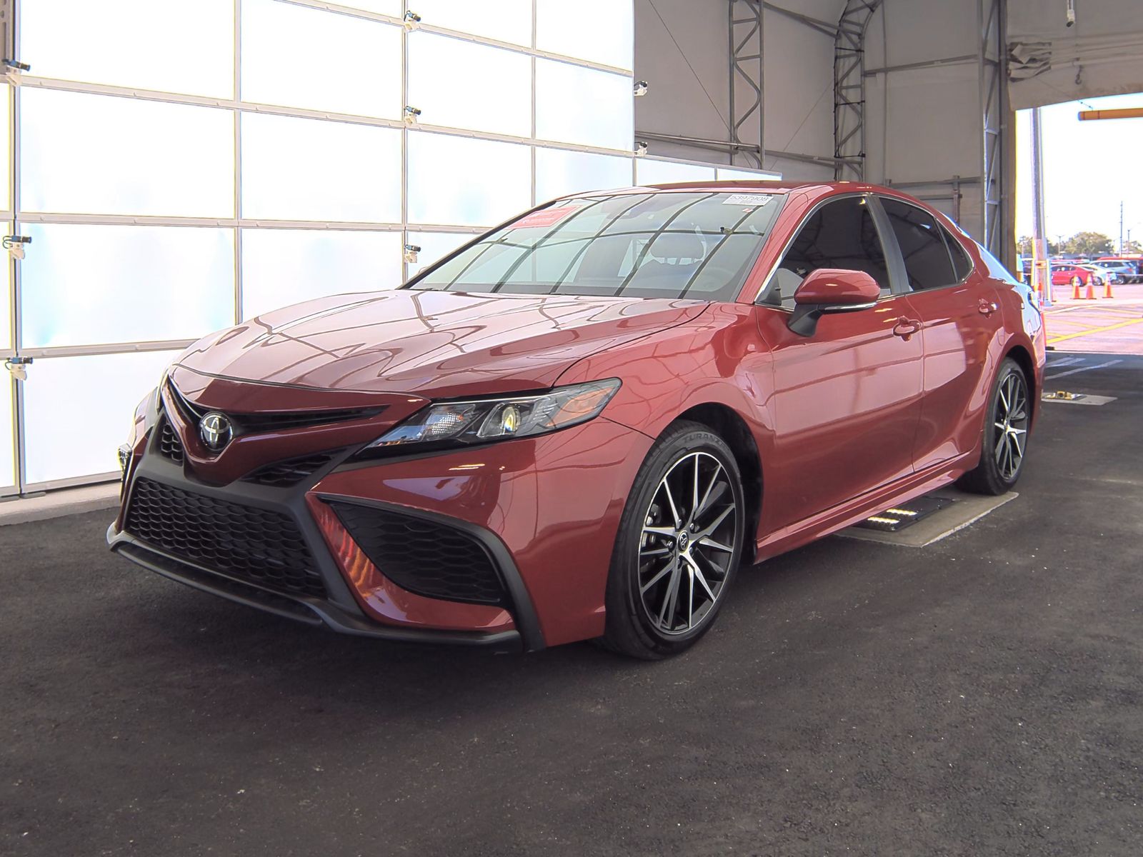 2024 Toyota Camry SE FWD