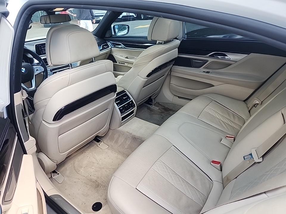 2016 BMW 7 Series 750i xDrive AWD