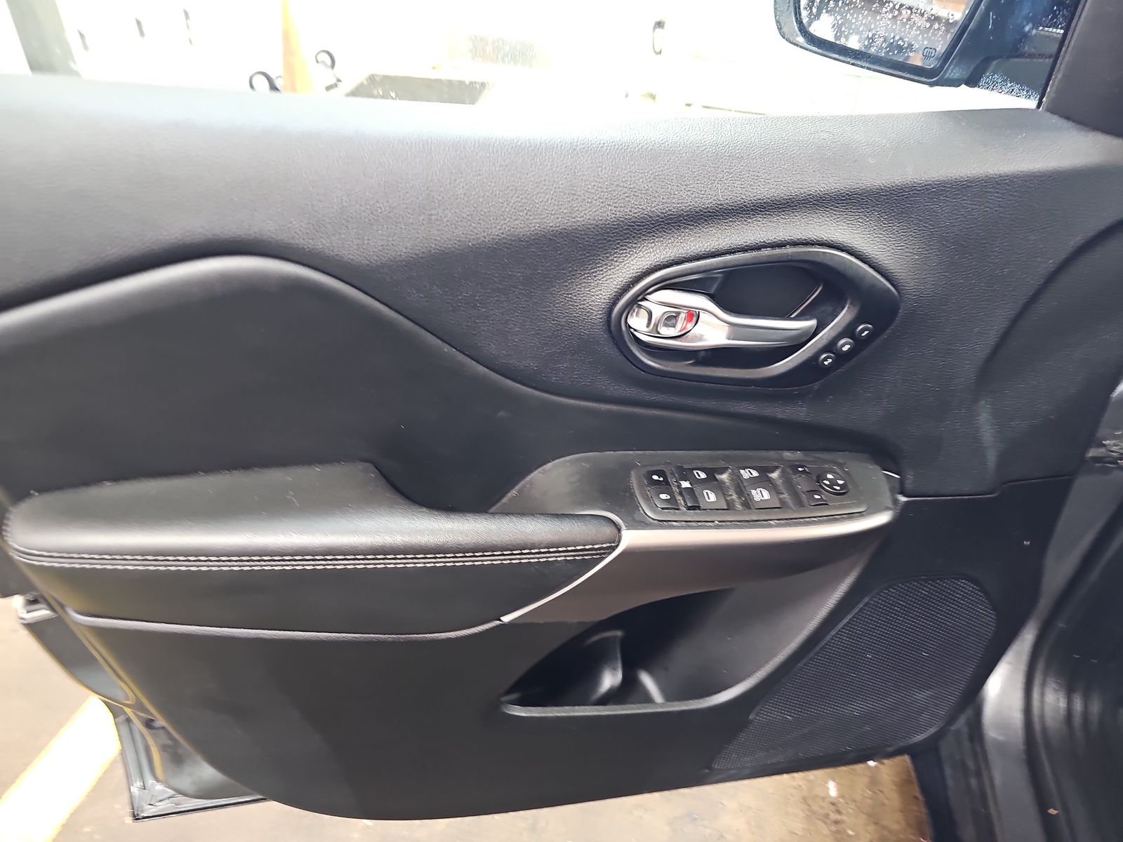 2022 Jeep Cherokee Limited AWD