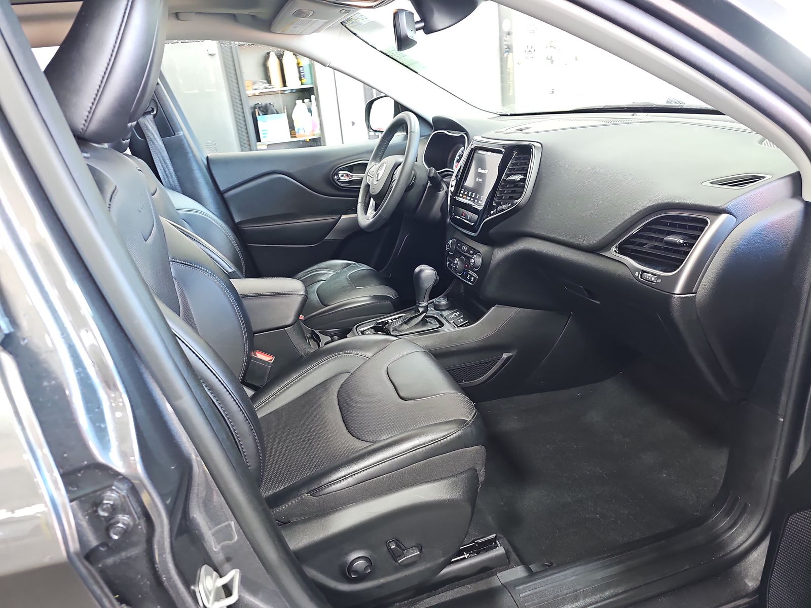 2022 Jeep Cherokee Limited AWD