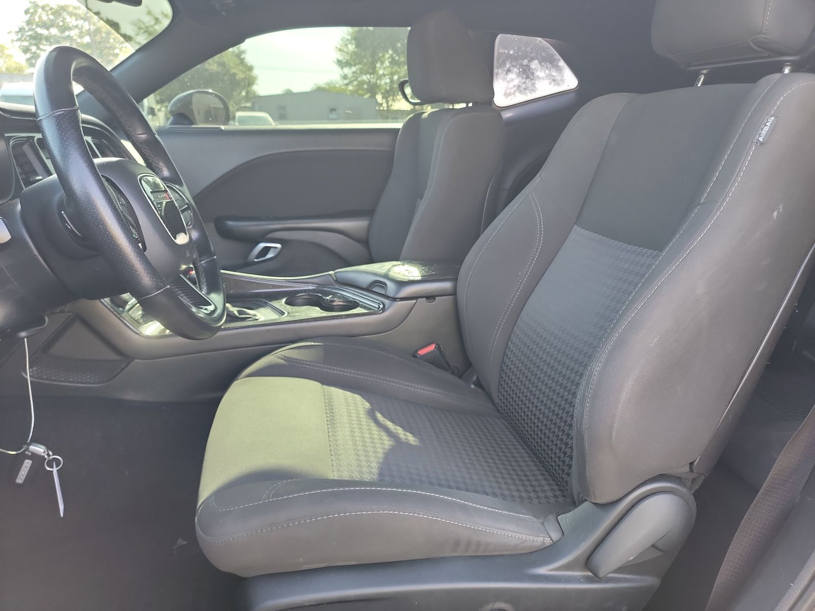 2019 Dodge Challenger SXT RWD
