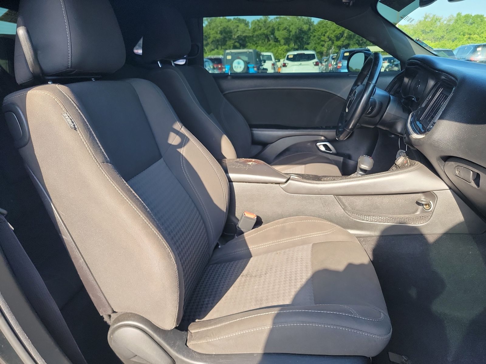 2019 Dodge Challenger SXT RWD