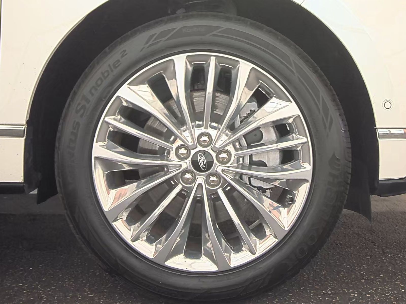 2024 Ford Edge Titanium AWD