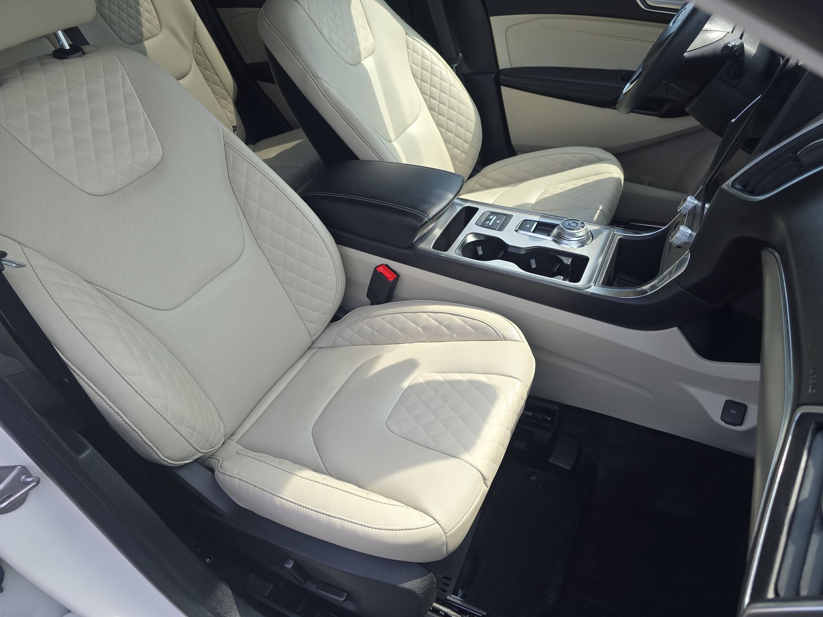 2024 Ford Edge Titanium AWD