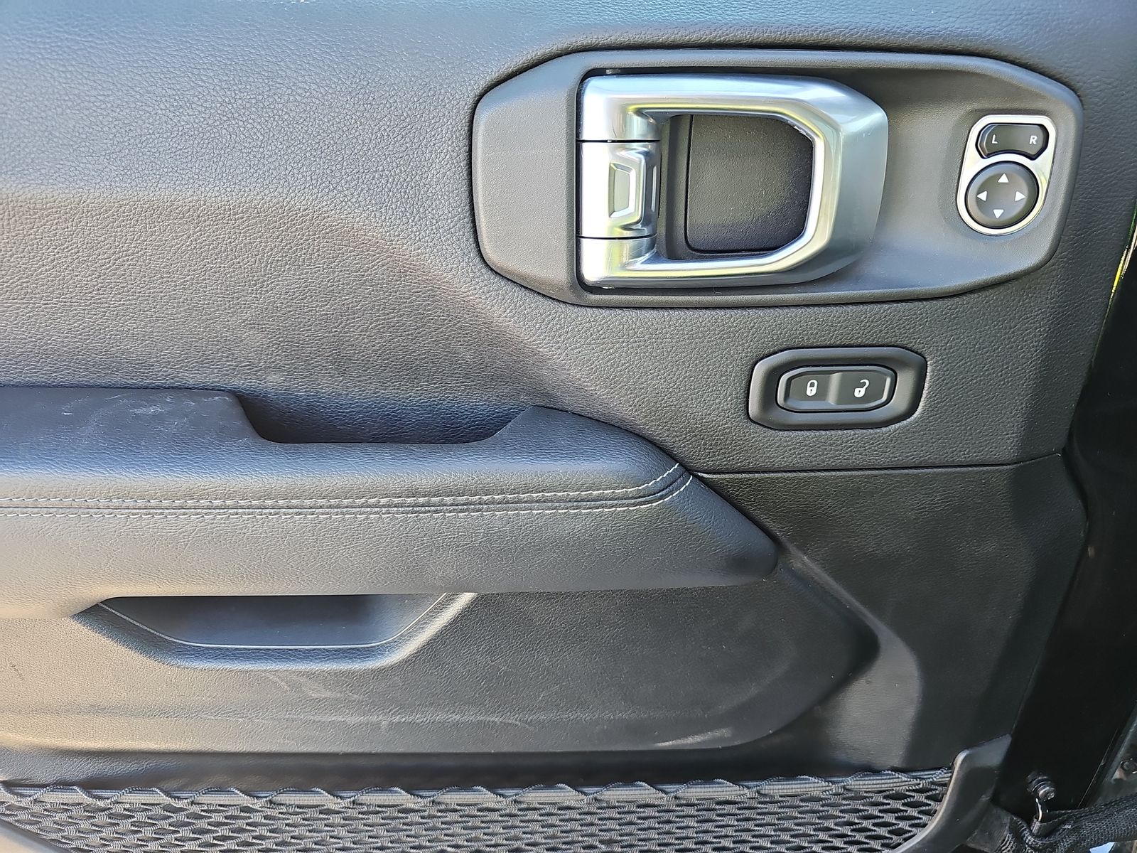 2023 Jeep Wrangler 4xe Sahara AWD