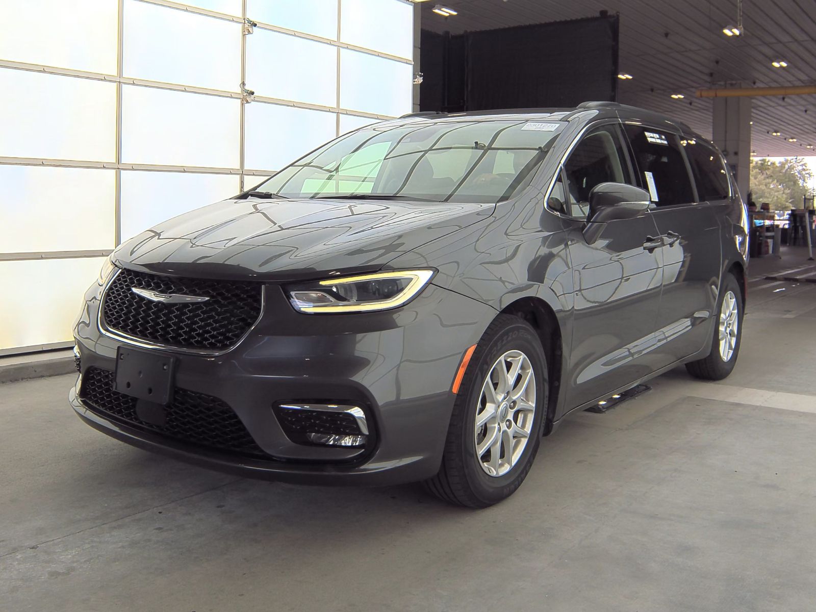 2022 Chrysler Pacifica Touring L FWD