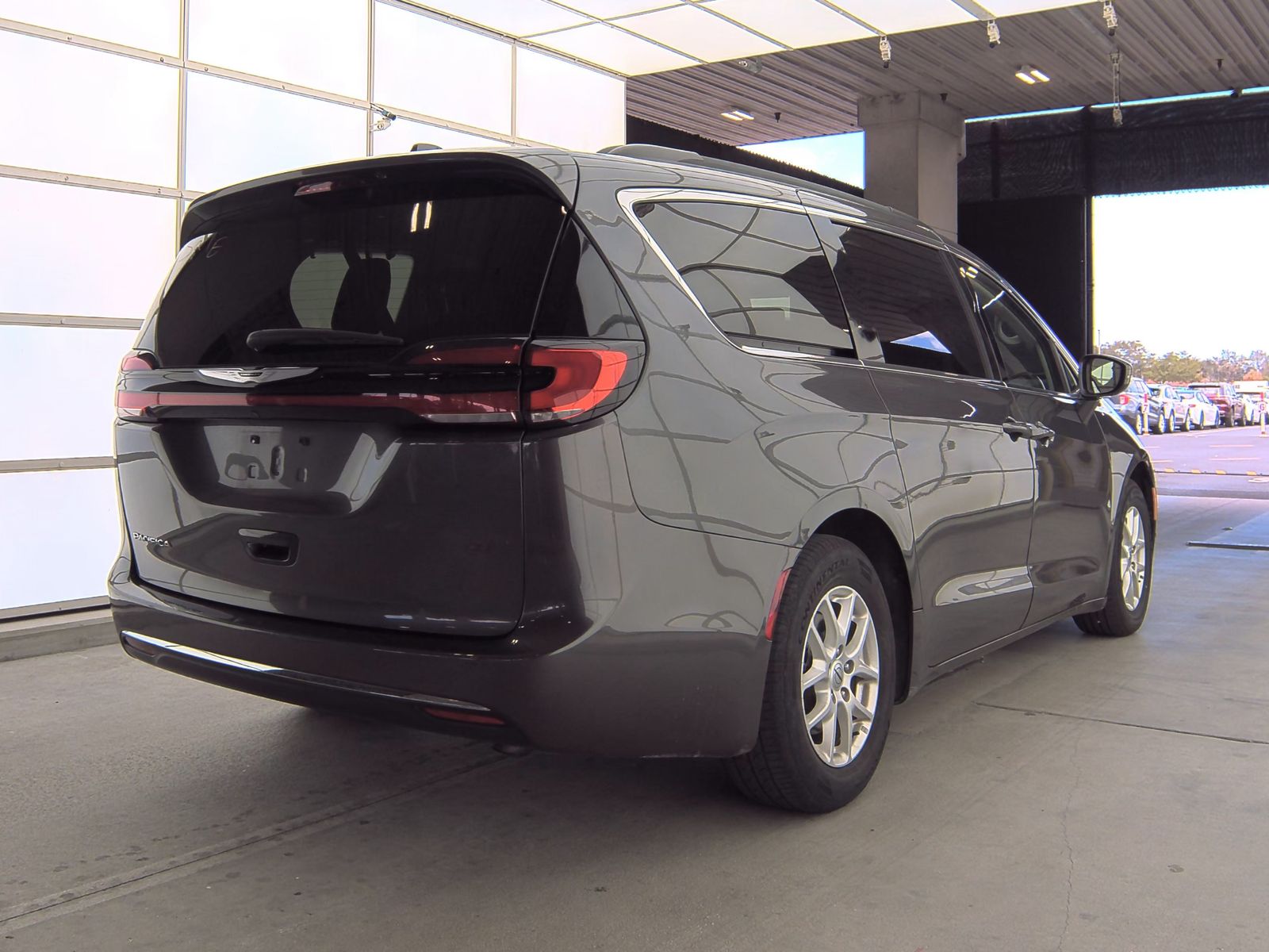2022 Chrysler Pacifica Touring L FWD