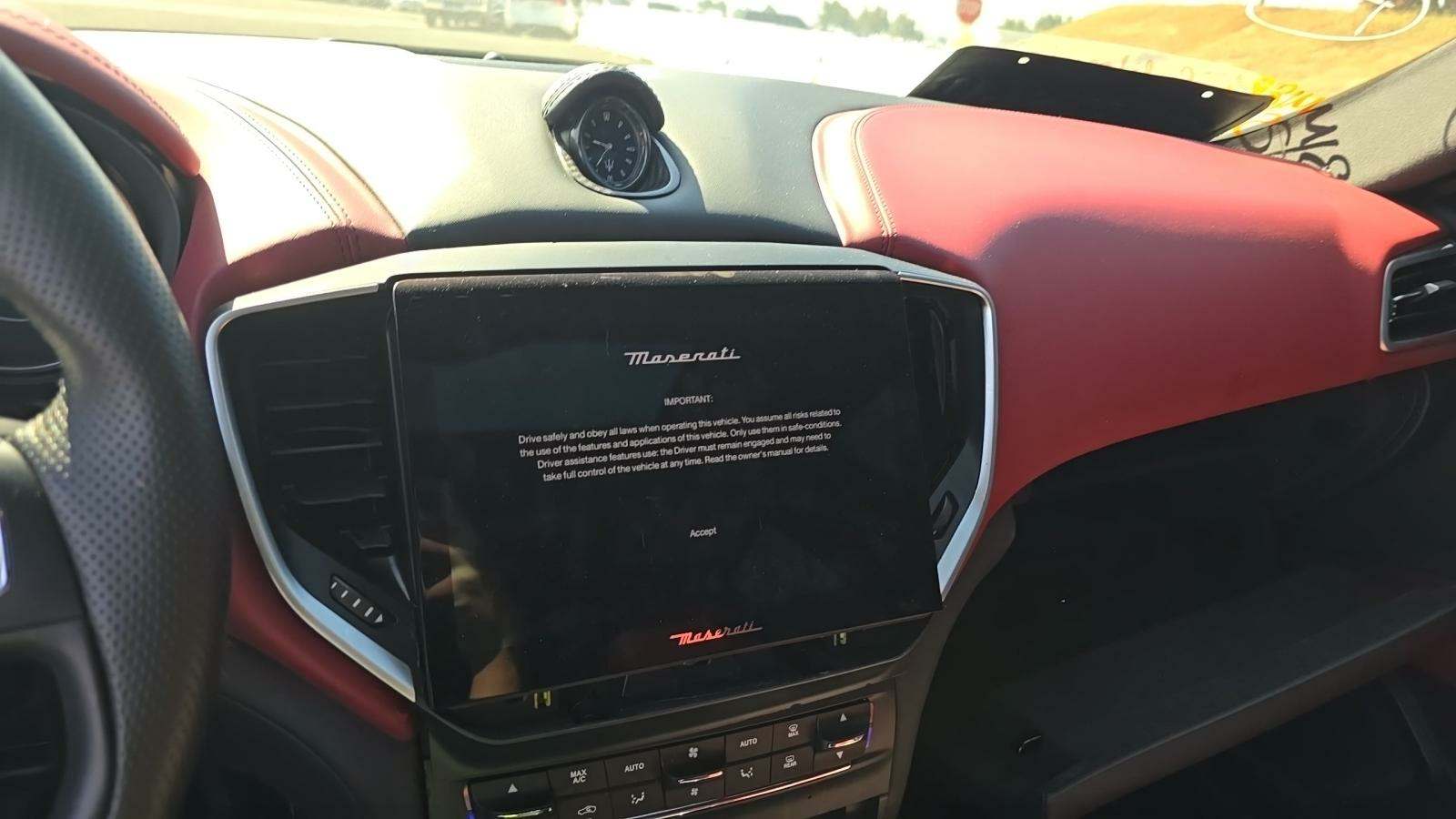 2022 Maserati Ghibli Modena RWD