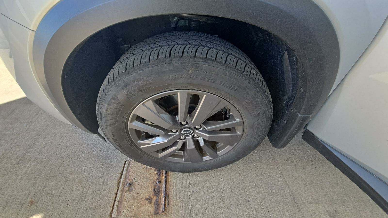 2024 Nissan Pathfinder SV AWD