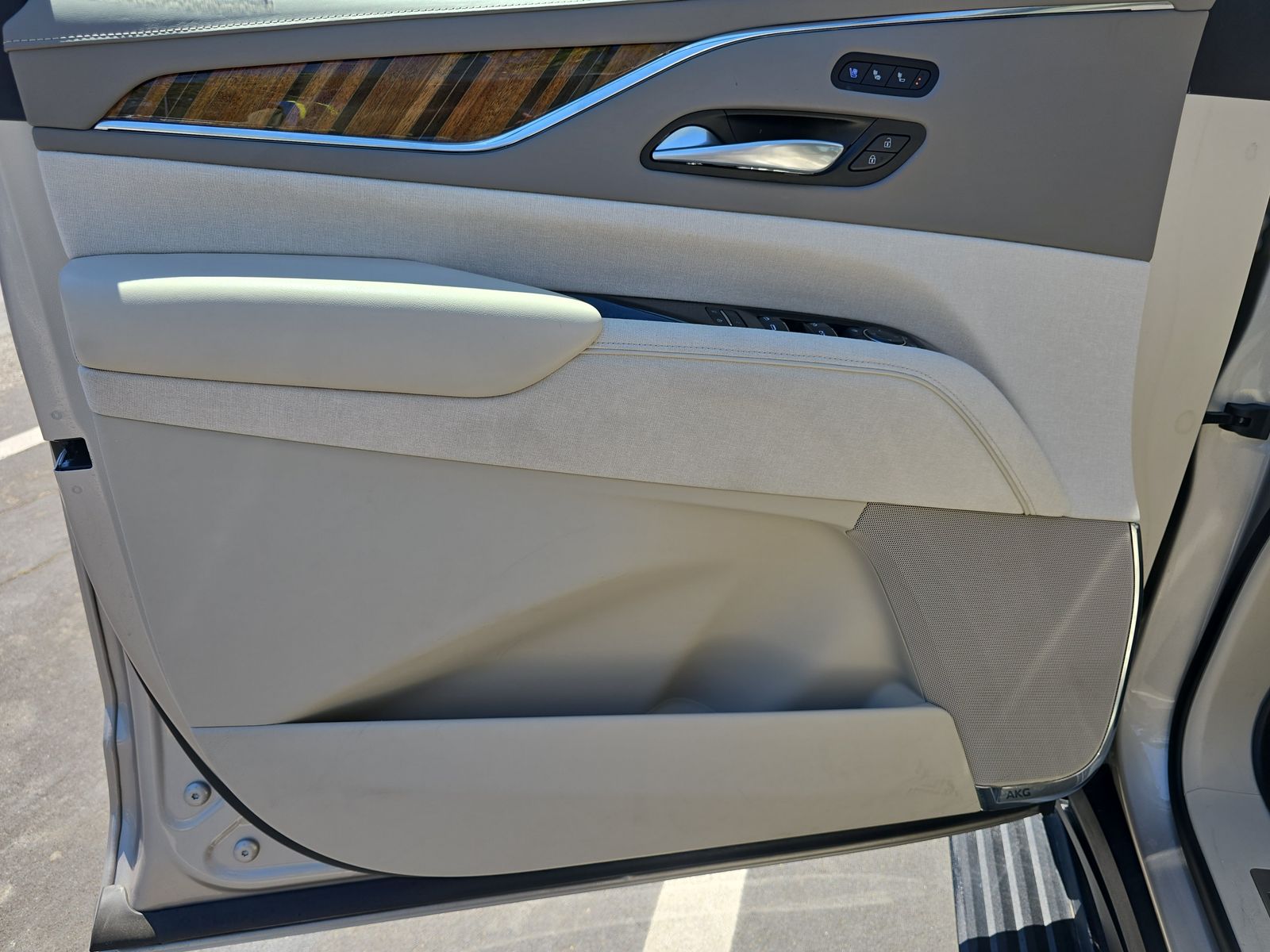 2023 Cadillac Escalade Premium Luxury Platinum AWD