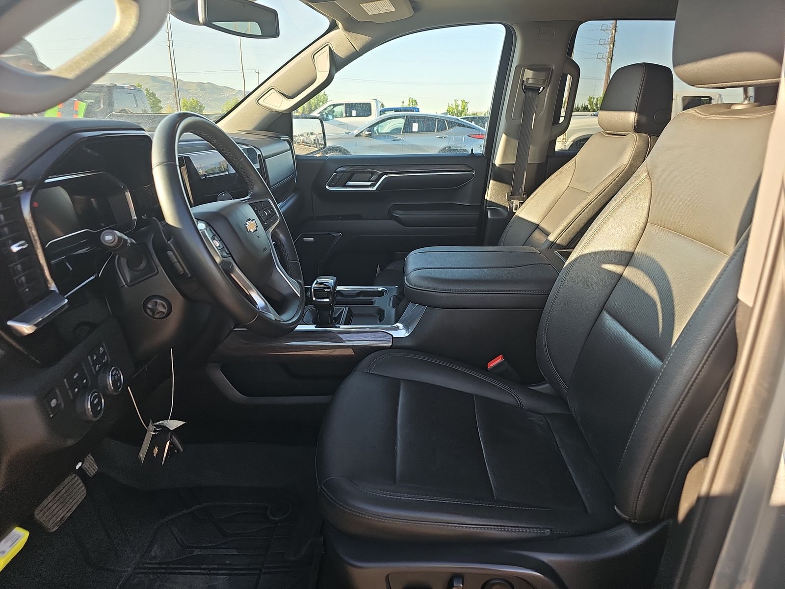 2024 Chevrolet Silverado 1500 LTZ AWD