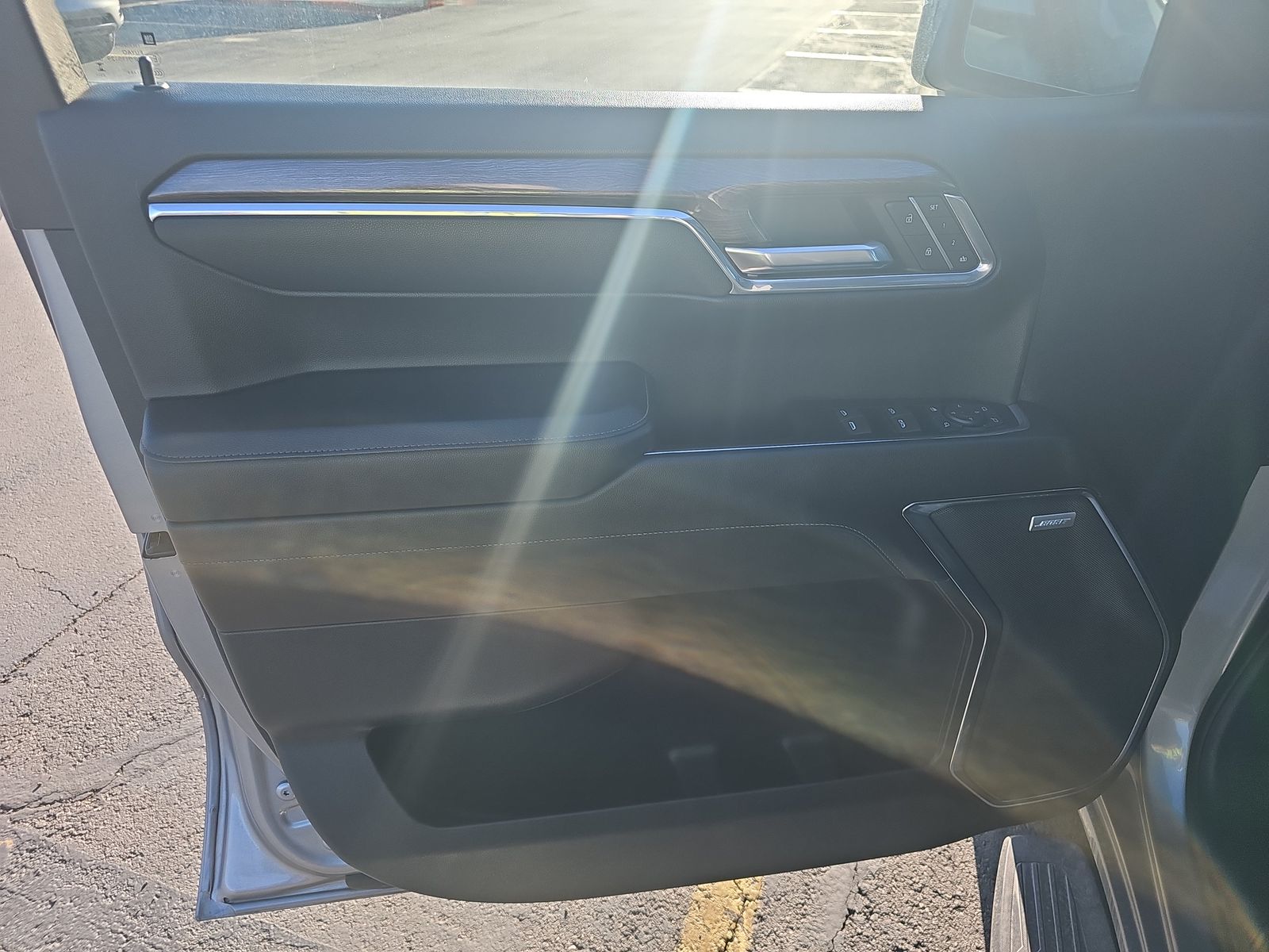 2024 Chevrolet Silverado 1500 LTZ AWD
