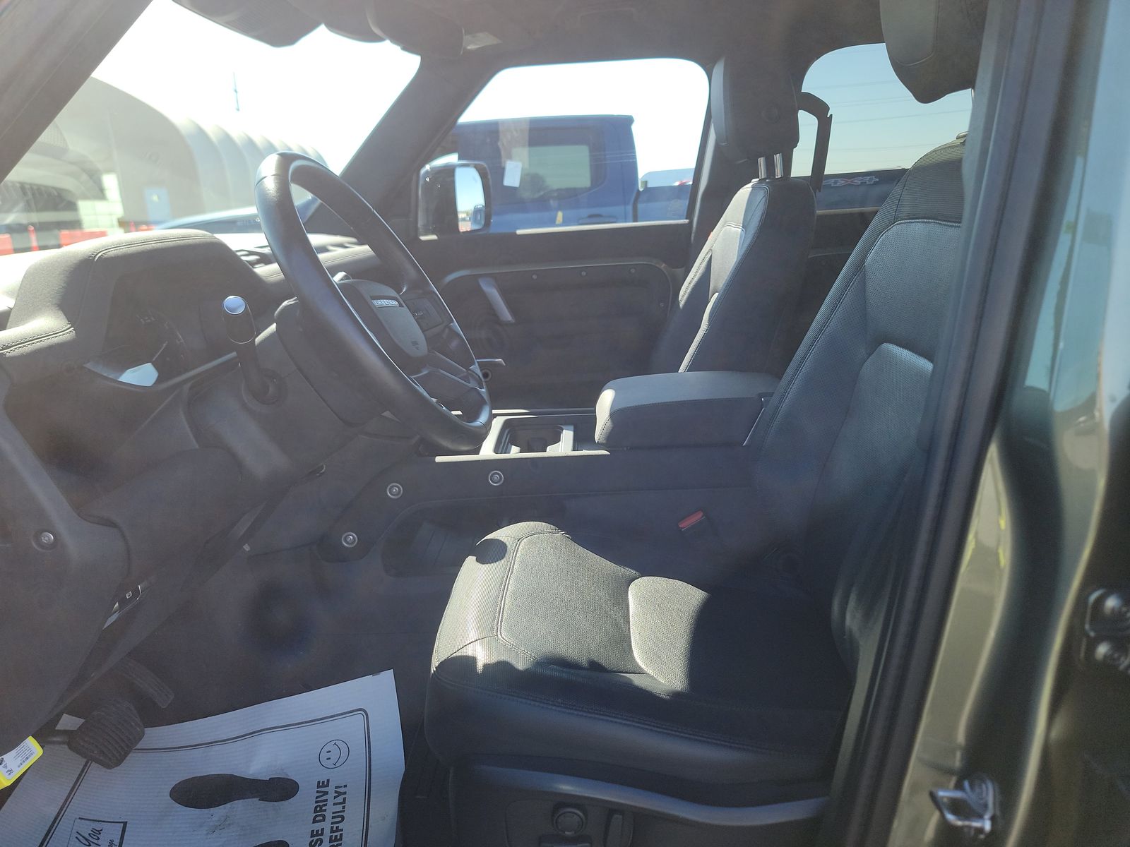 2023 Land Rover Defender 110 X-Dynamic SE AWD