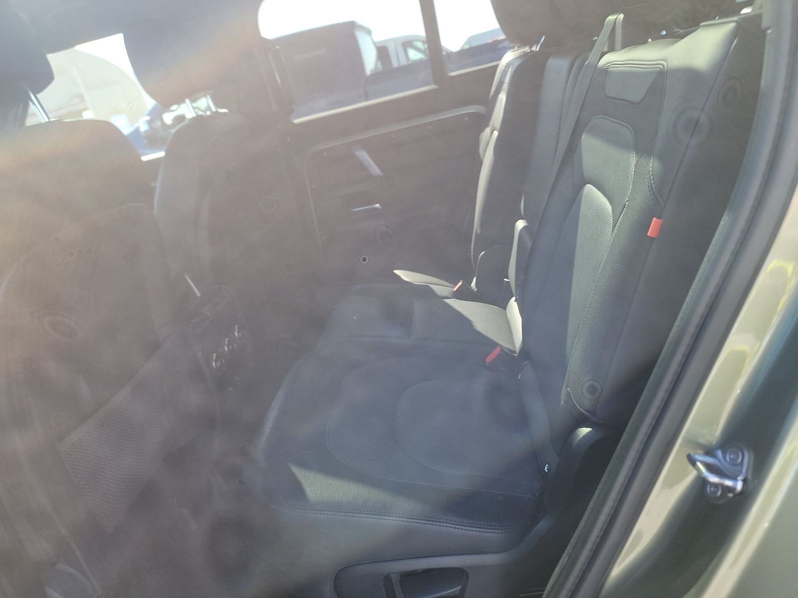 2023 Land Rover Defender 110 X-Dynamic SE AWD